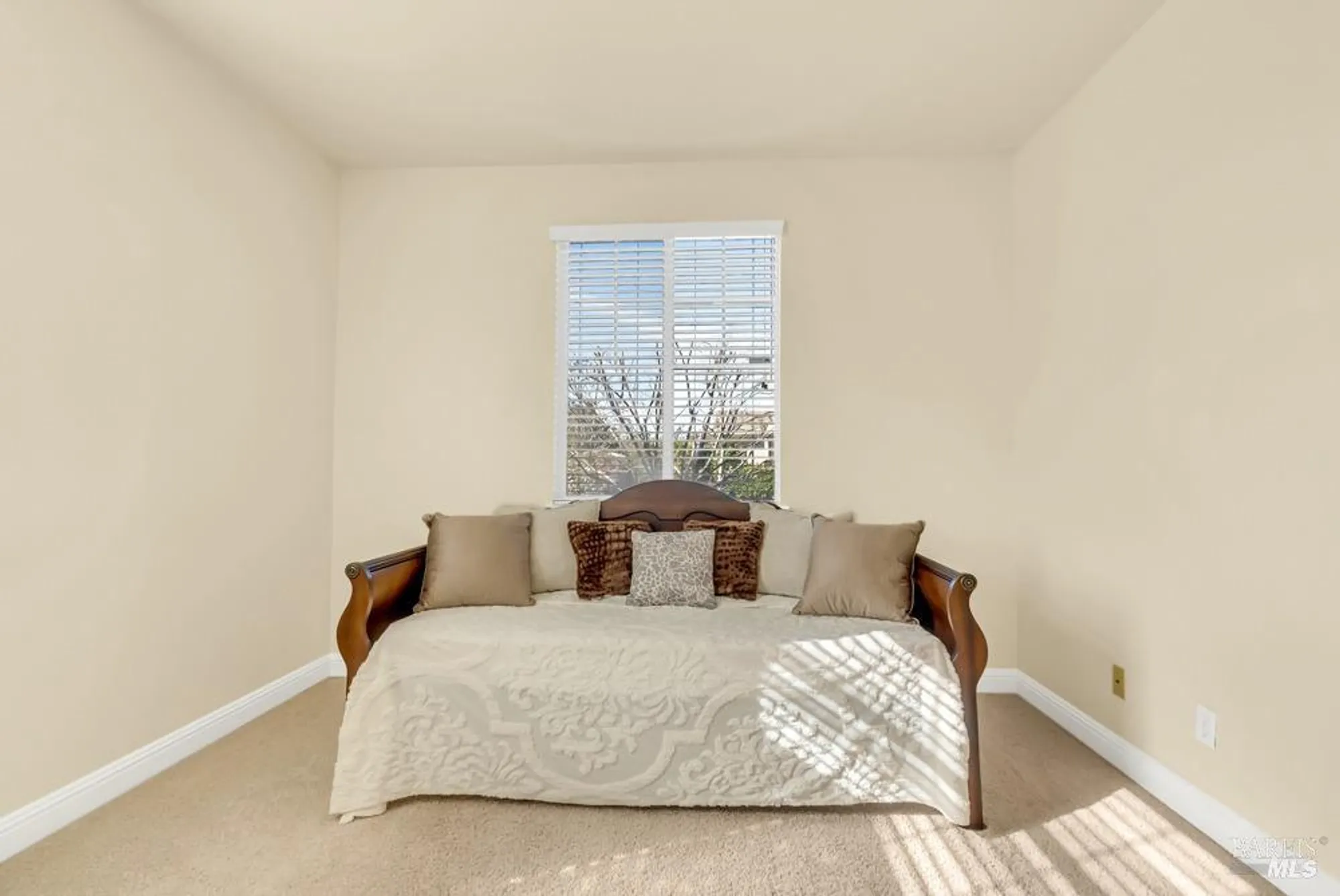 Property Slideshow image 31 of 79 | 110 foxwood ln, Rio Vista, CA, 94571