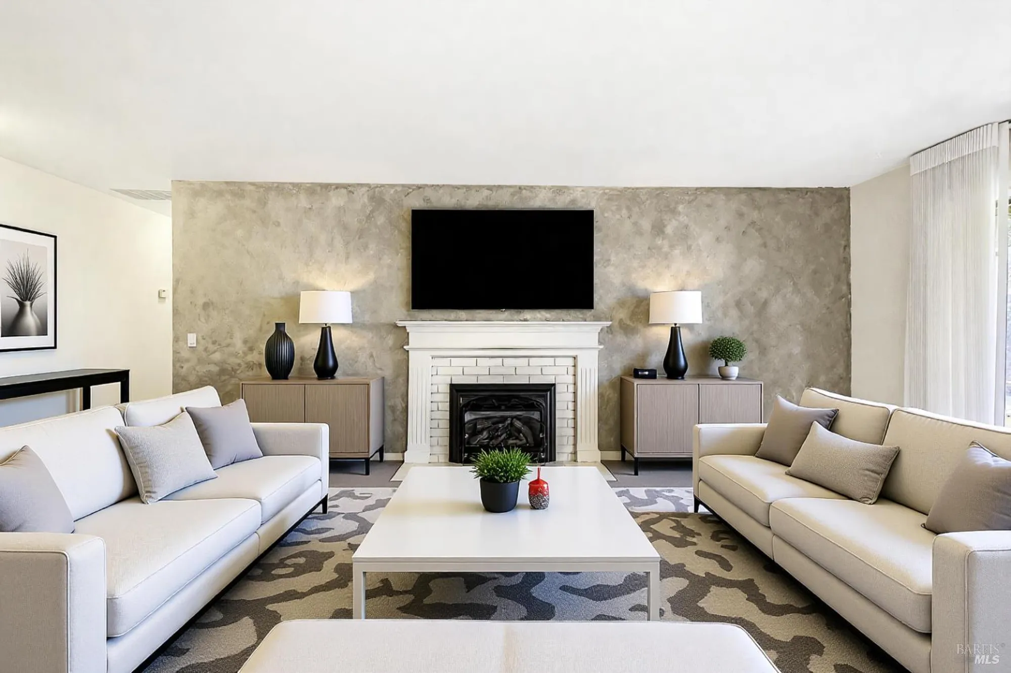 Property Slideshow image 7 of 44 | 447 meadowgreen dr, Santa Rosa, CA, 95409