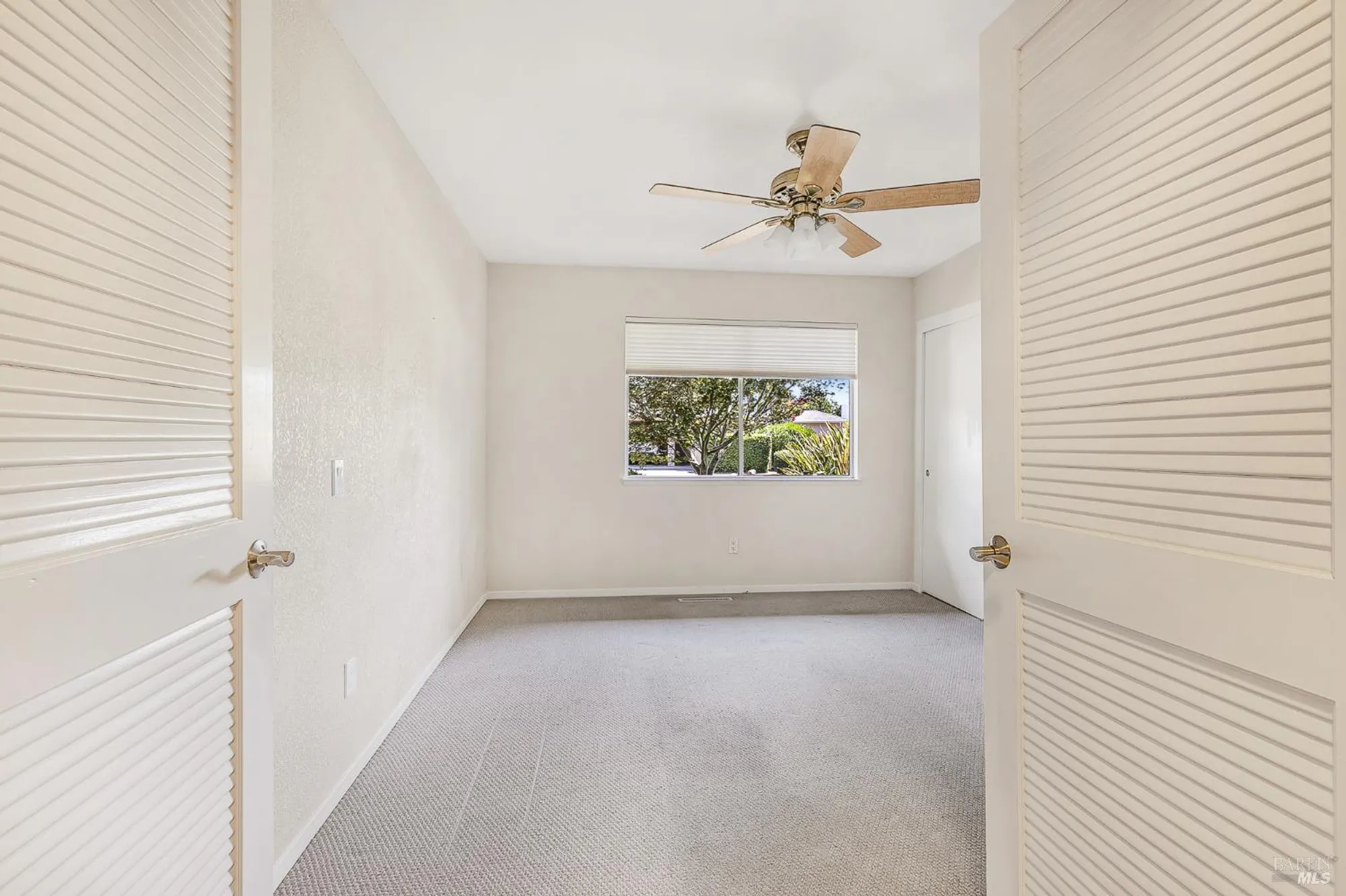 Property Slideshow image 18 of 44 | 447 meadowgreen dr, Santa Rosa, CA, 95409