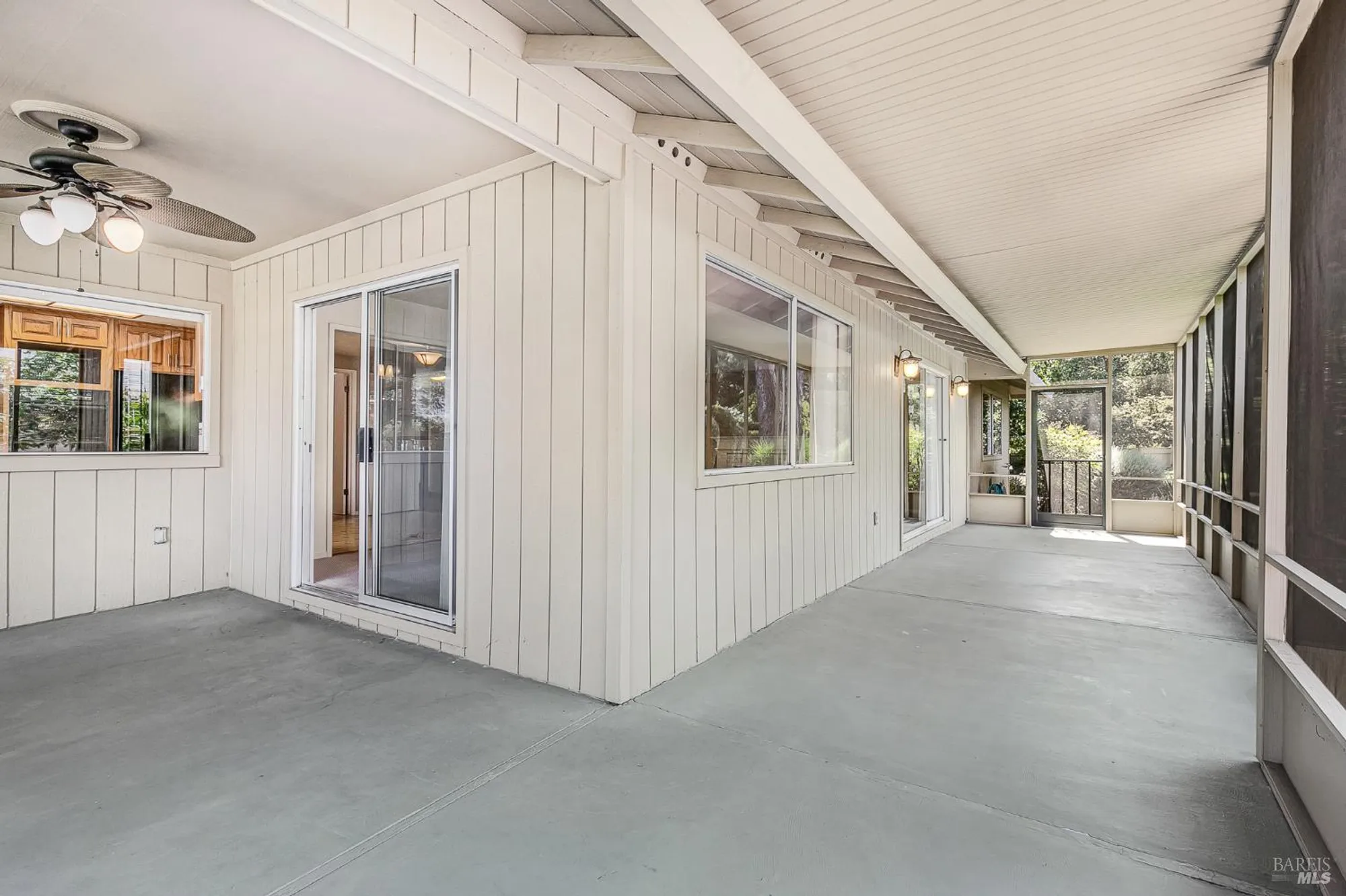 Property Slideshow image 34 of 44 | 447 meadowgreen dr, Santa Rosa, CA, 95409