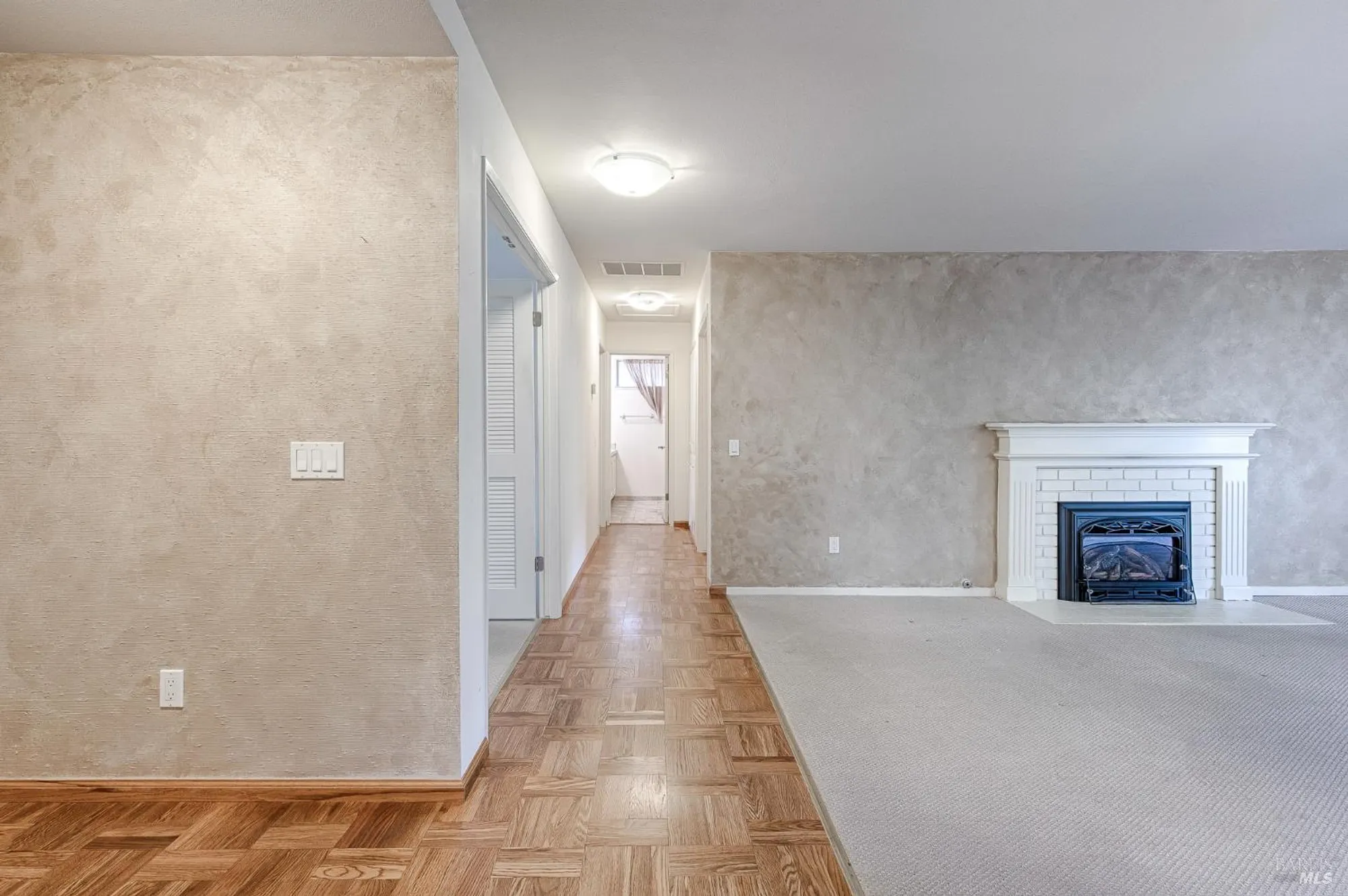 Property Slideshow image 17 of 44 | 447 meadowgreen dr, Santa Rosa, CA, 95409