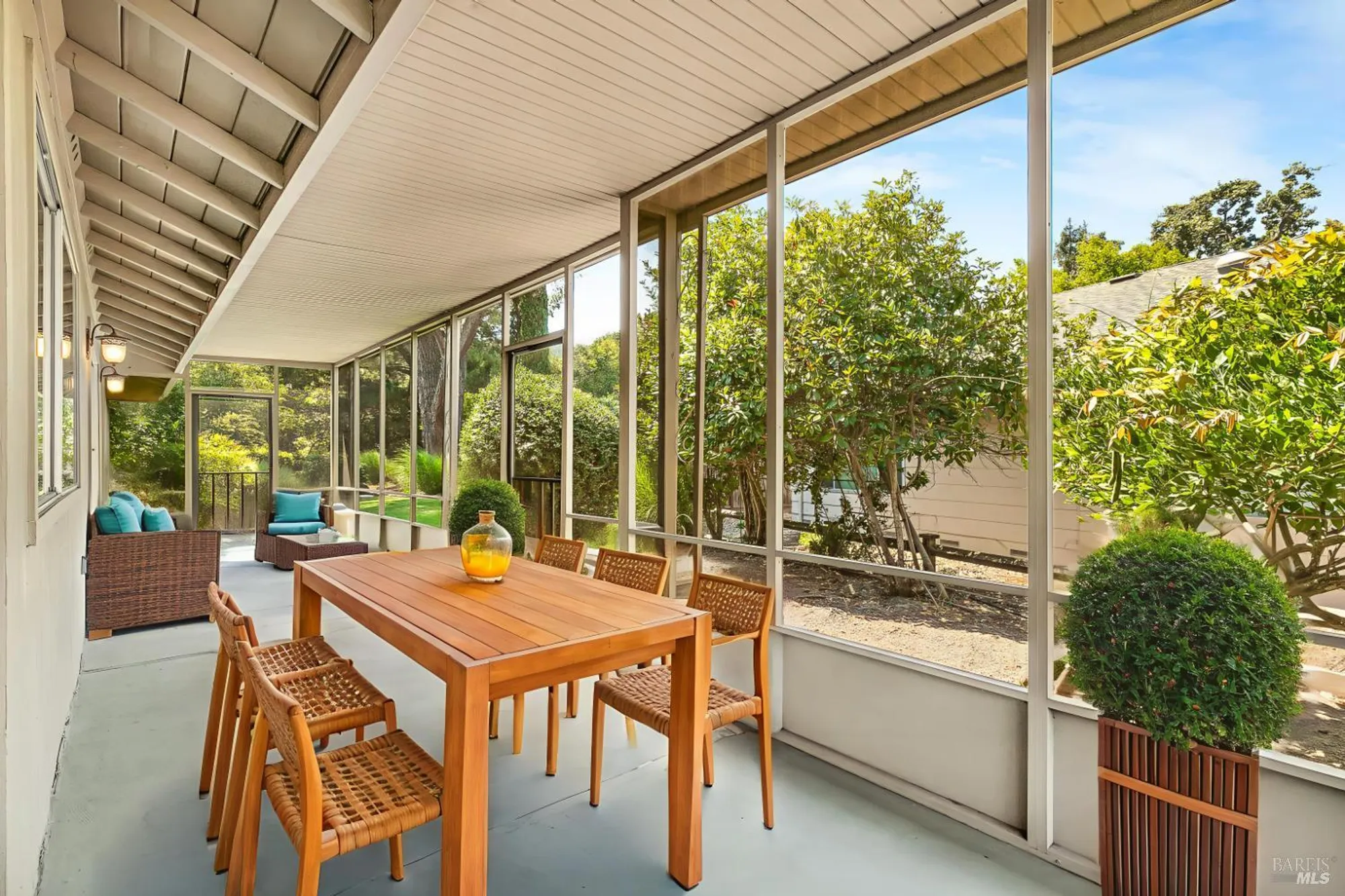 Property Slideshow image 31 of 44 | 447 meadowgreen dr, Santa Rosa, CA, 95409