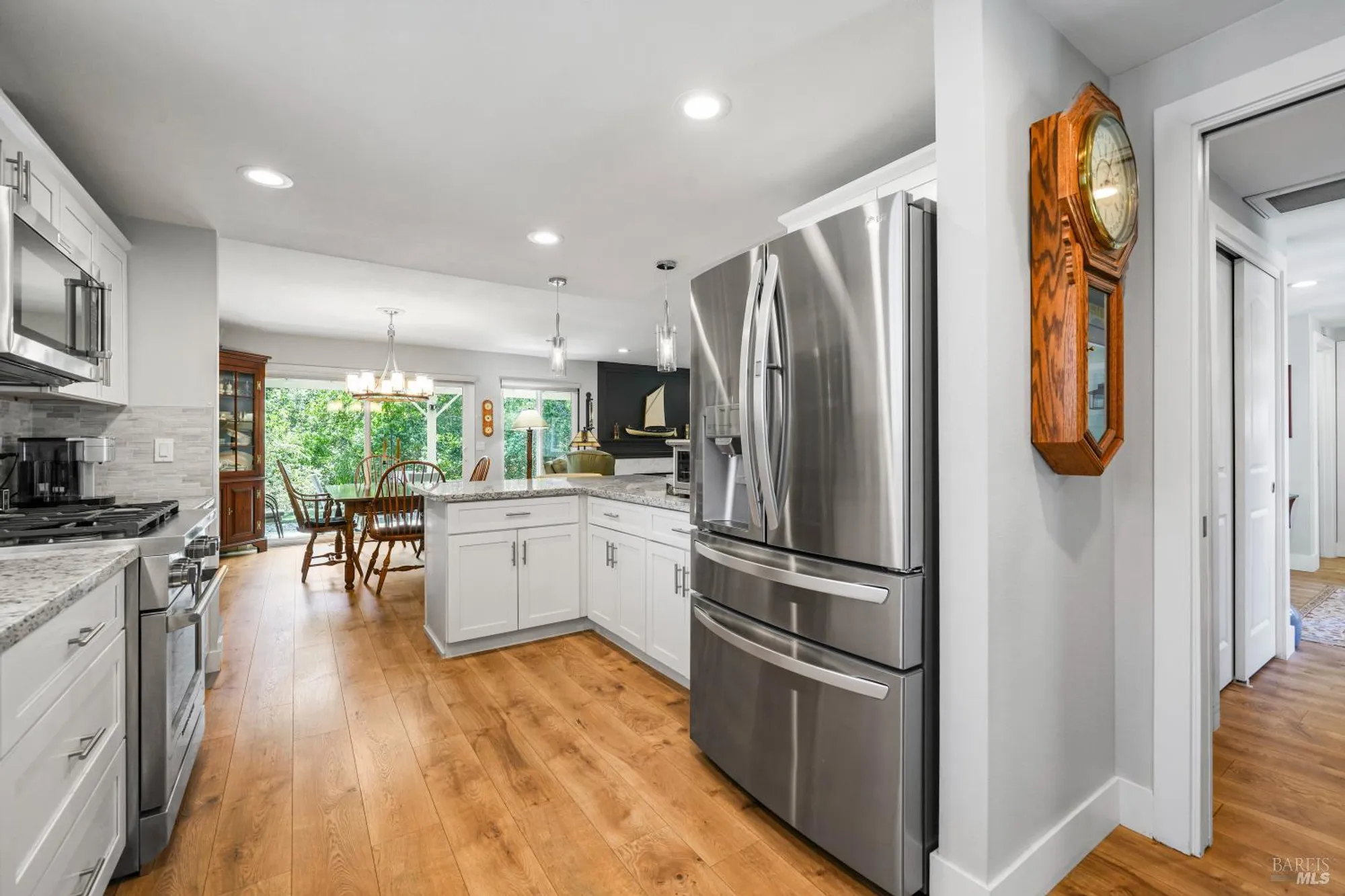 Property Slideshow image 12 of 44 | 6493 meadowridge ct, Santa Rosa, CA, 95409