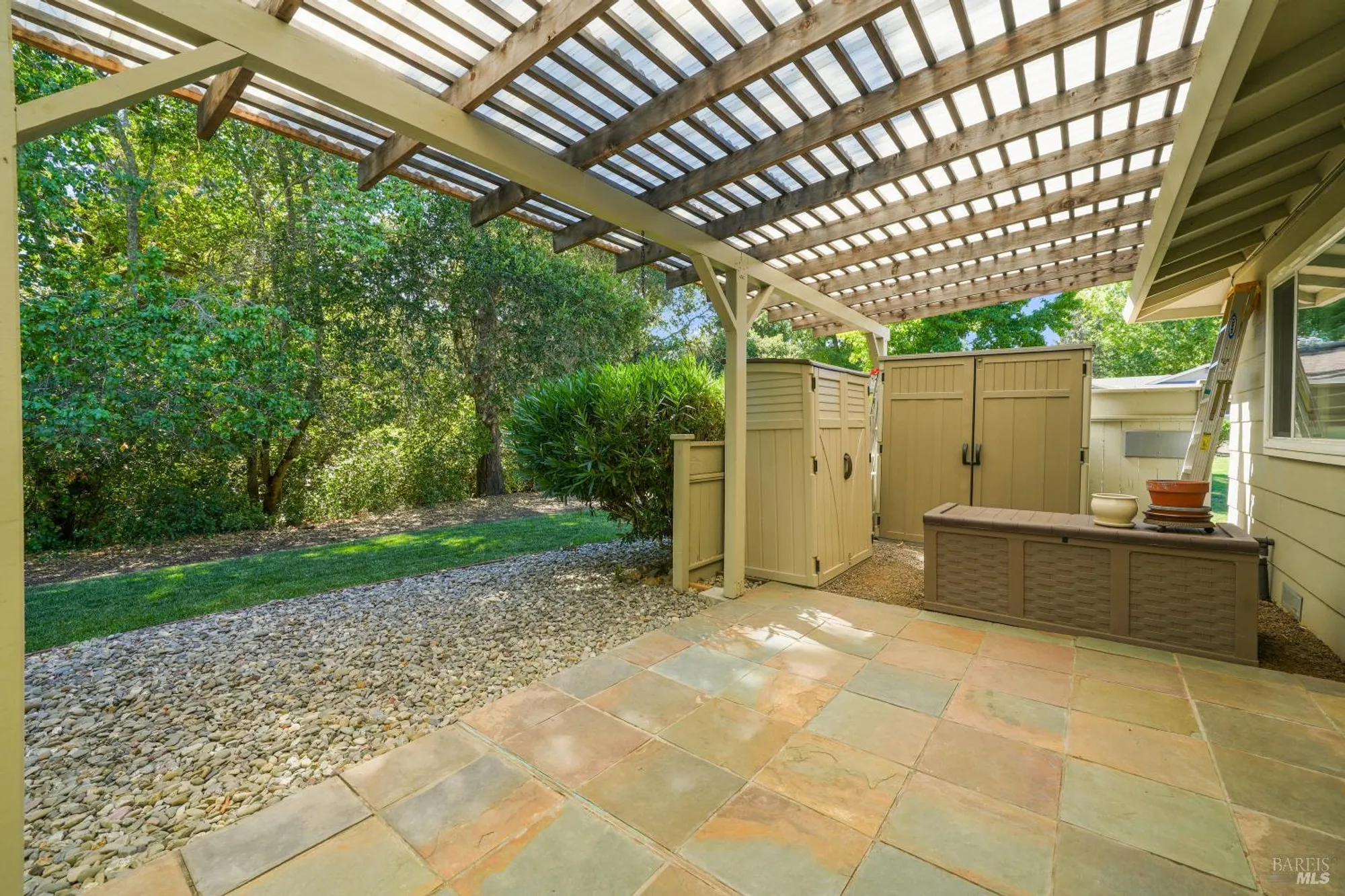 Property Slideshow image 38 of 44 | 6493 meadowridge ct, Santa Rosa, CA, 95409