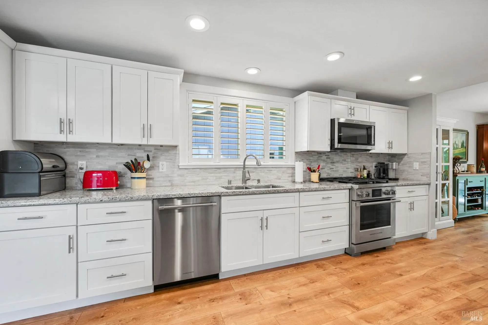 Property Slideshow image 9 of 44 | 6493 meadowridge ct, Santa Rosa, CA, 95409