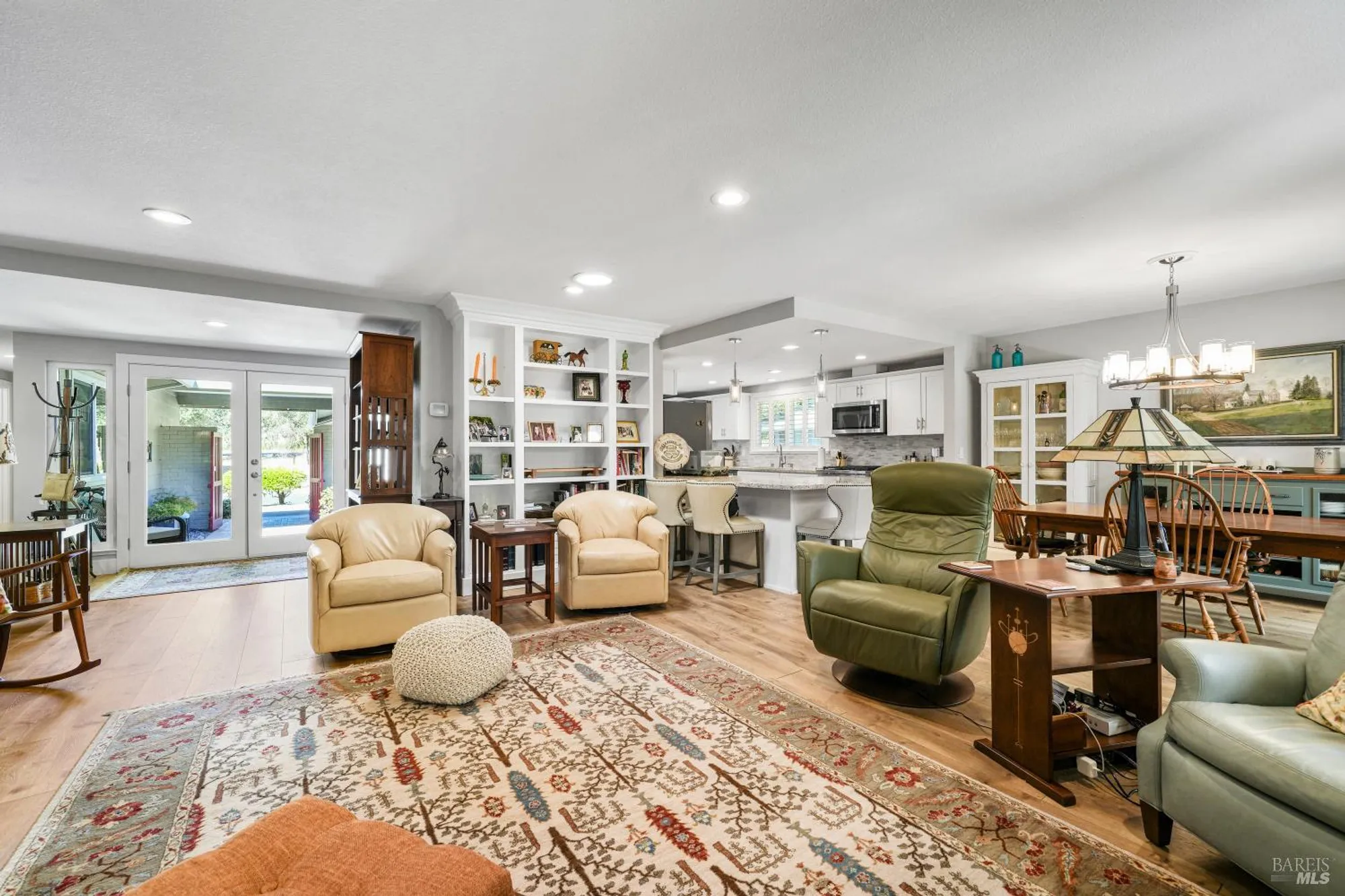 Property Slideshow image 13 of 44 | 6493 meadowridge ct, Santa Rosa, CA, 95409