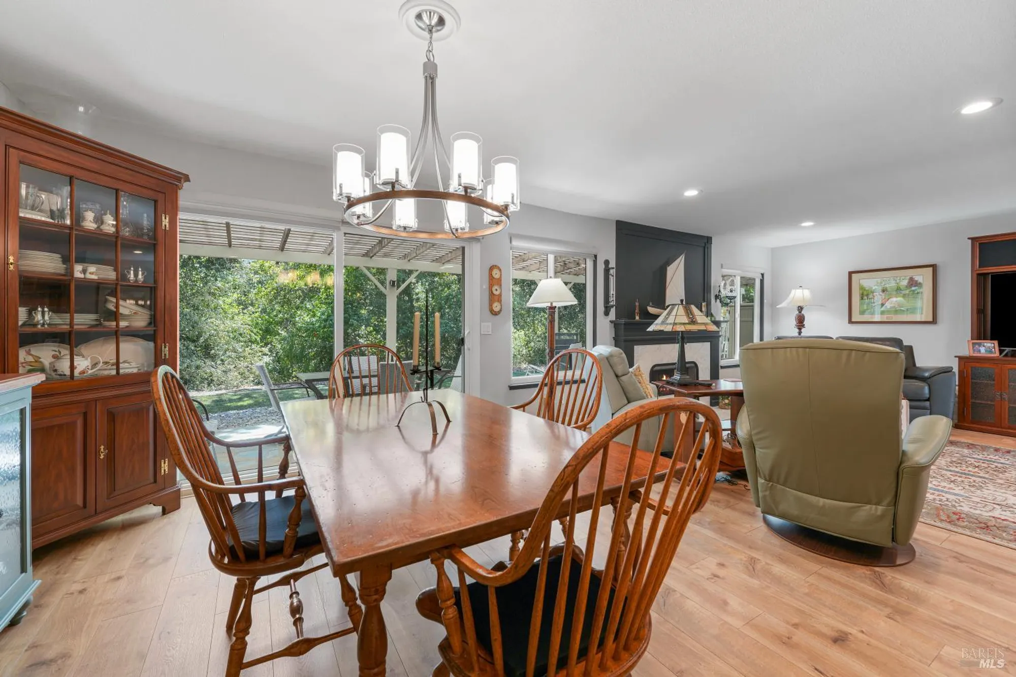 Property Slideshow image 6 of 44 | 6493 meadowridge ct, Santa Rosa, CA, 95409