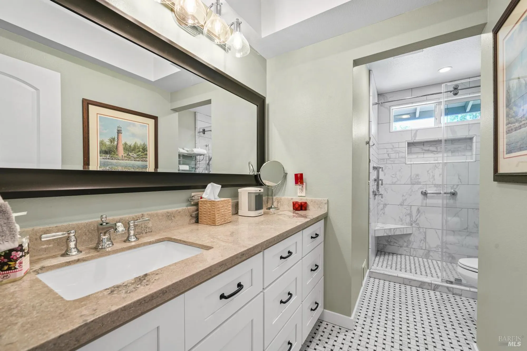 Property Slideshow image 16 of 44 | 6493 meadowridge ct, Santa Rosa, CA, 95409