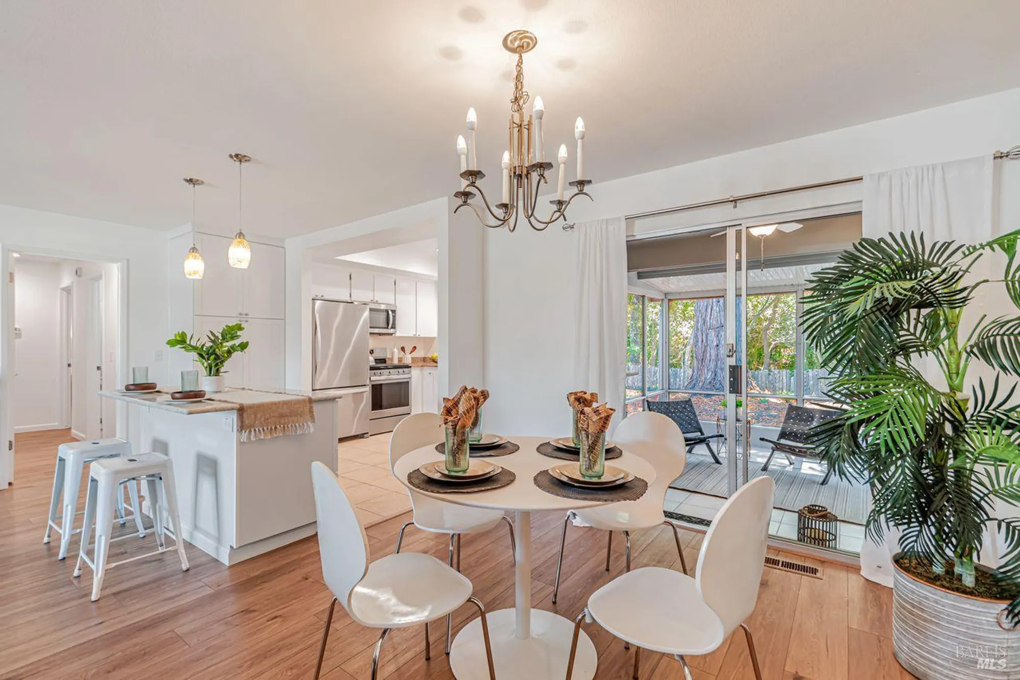 Property Slideshow image 10 of 24 | 12 meadowgreen cir, Santa Rosa, CA, 95409