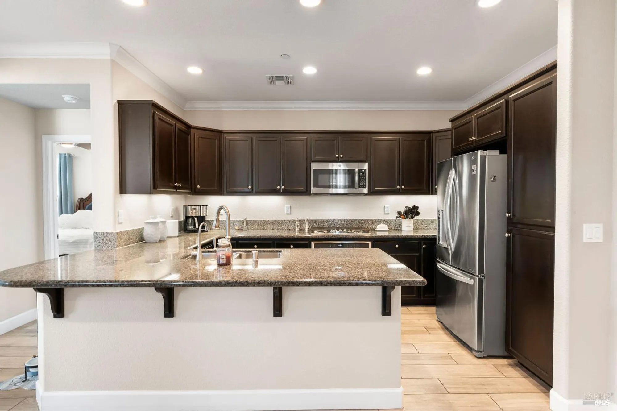 Property Slideshow image 9 of 63 | 590 belvedere dr, Rio Vista, CA, 94571