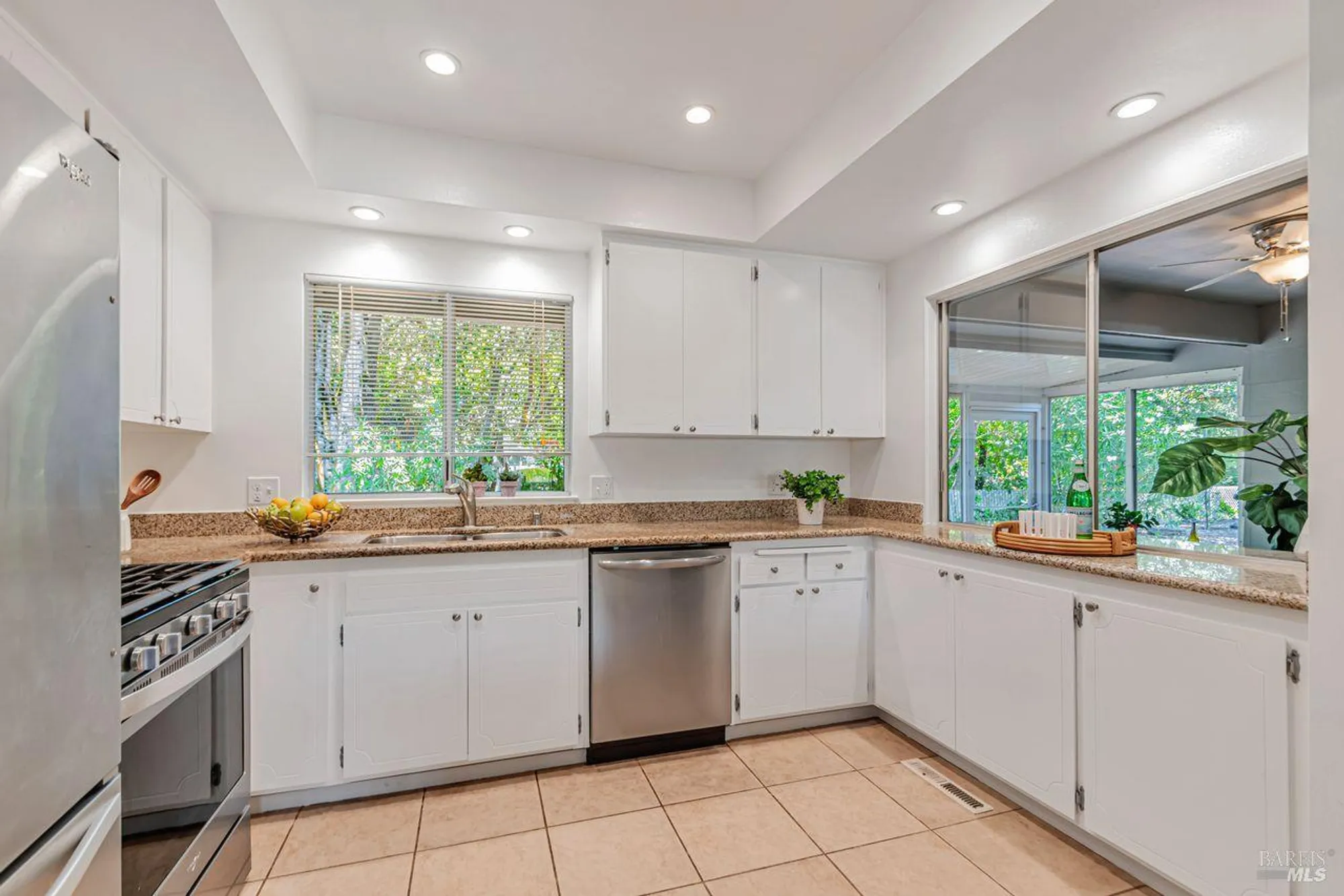 Property Slideshow image 7 of 24 | 12 meadowgreen cir, Santa Rosa, CA, 95409