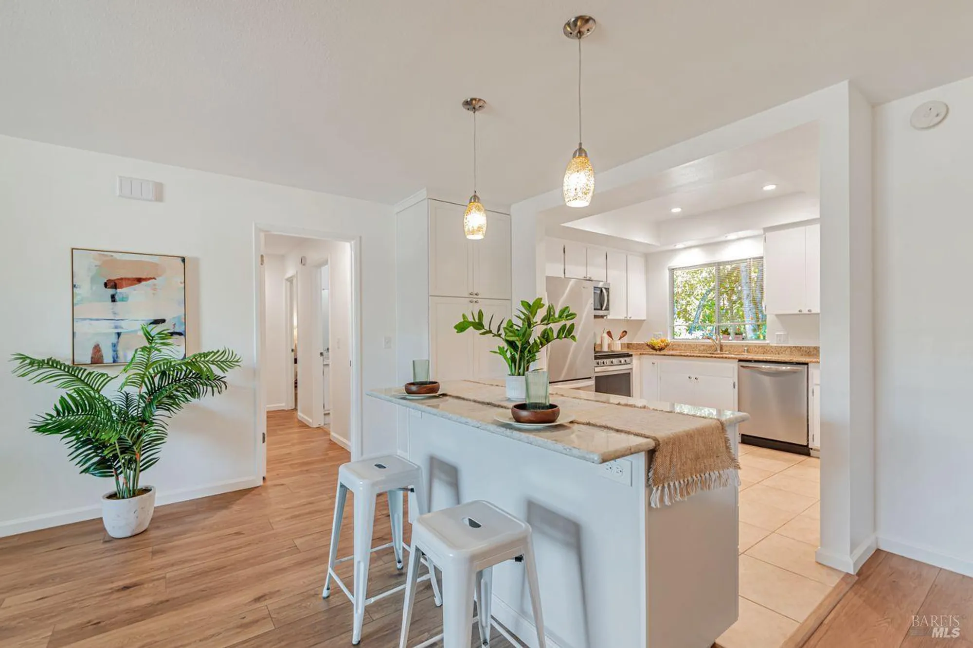 Property Slideshow image 5 of 24 | 12 meadowgreen cir, Santa Rosa, CA, 95409