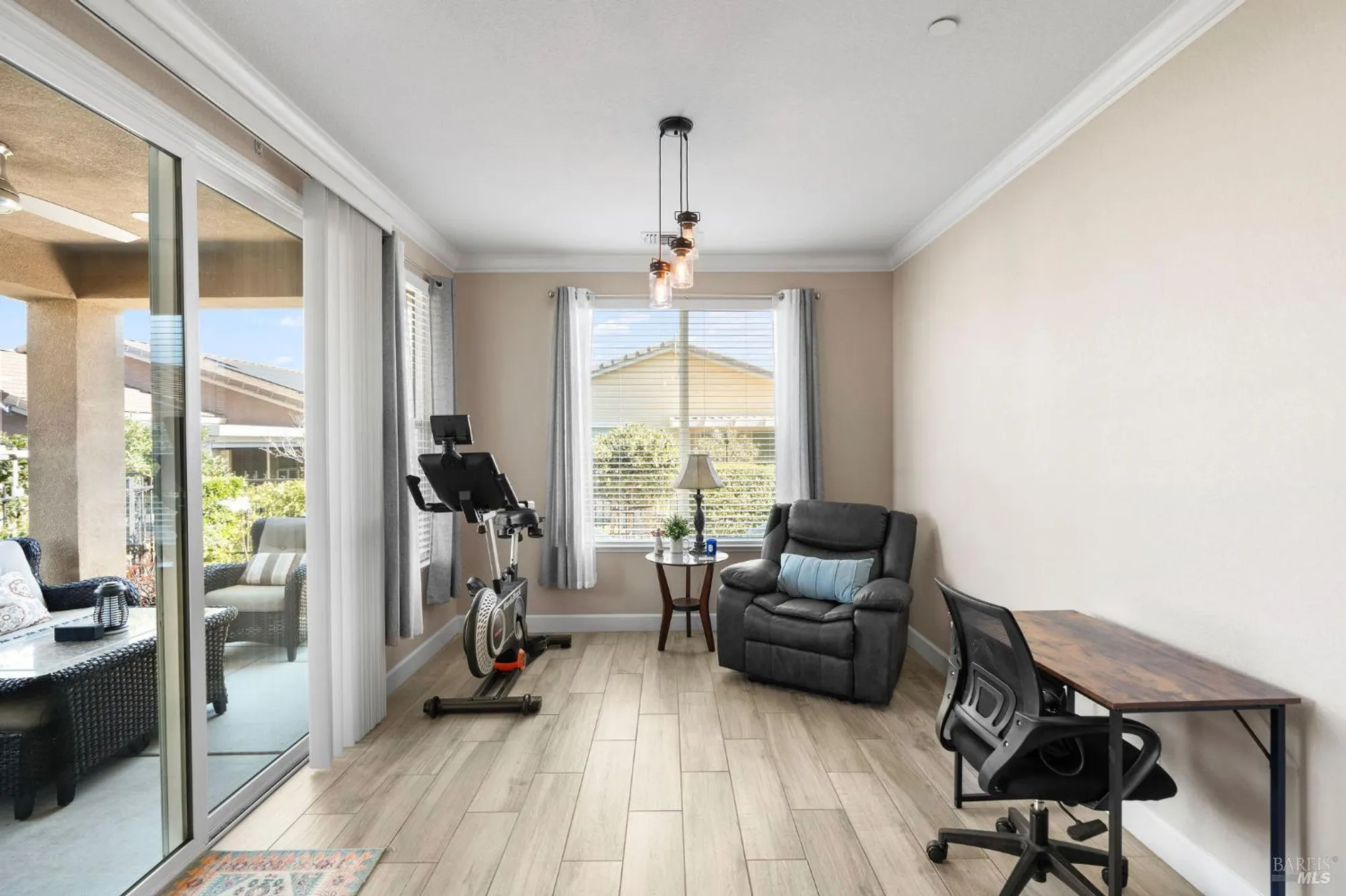 Property Slideshow image 13 of 63 | 590 belvedere dr, Rio Vista, CA, 94571