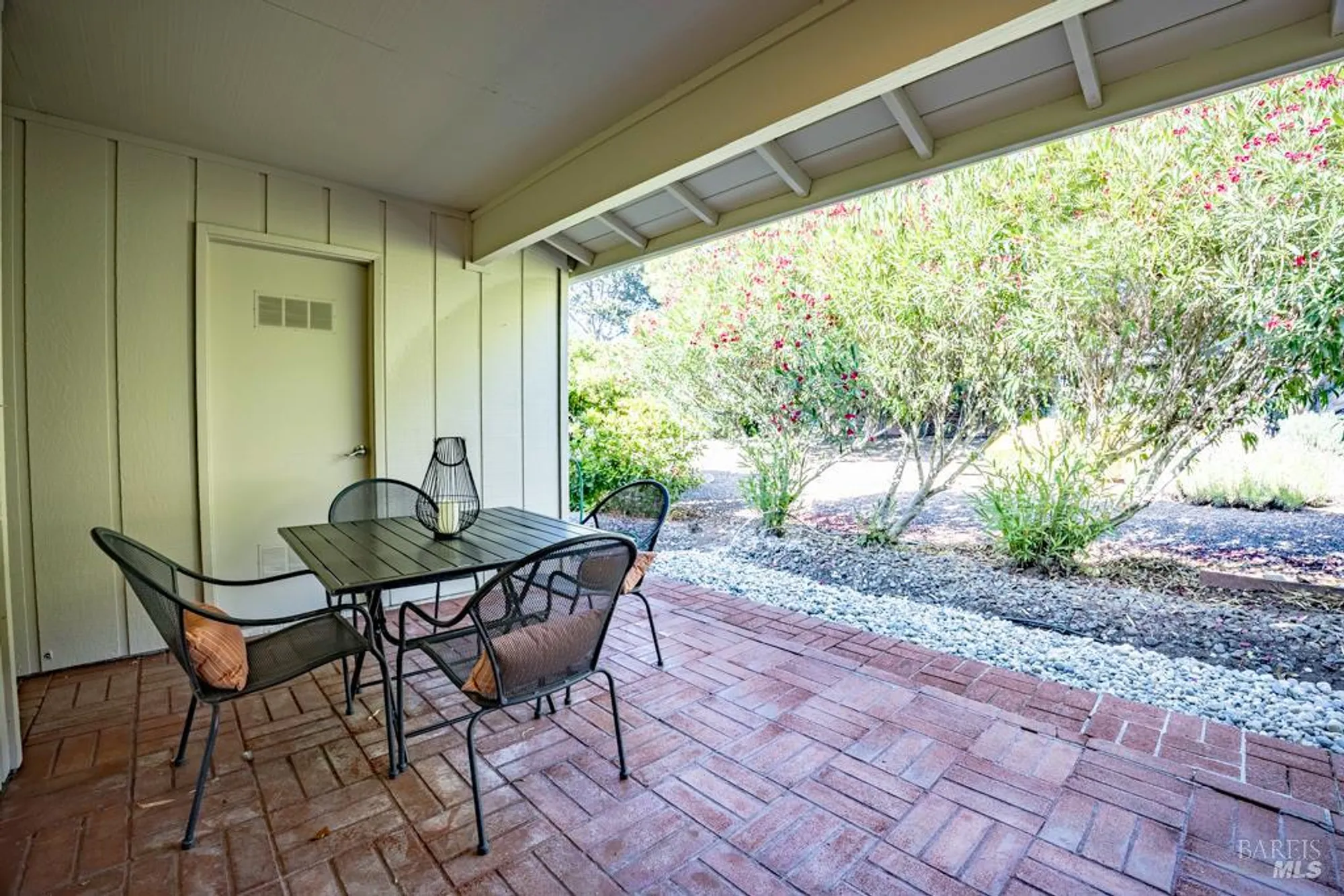 Property Slideshow image 21 of 29 | 4 valley green st, Santa Rosa, CA, 95409