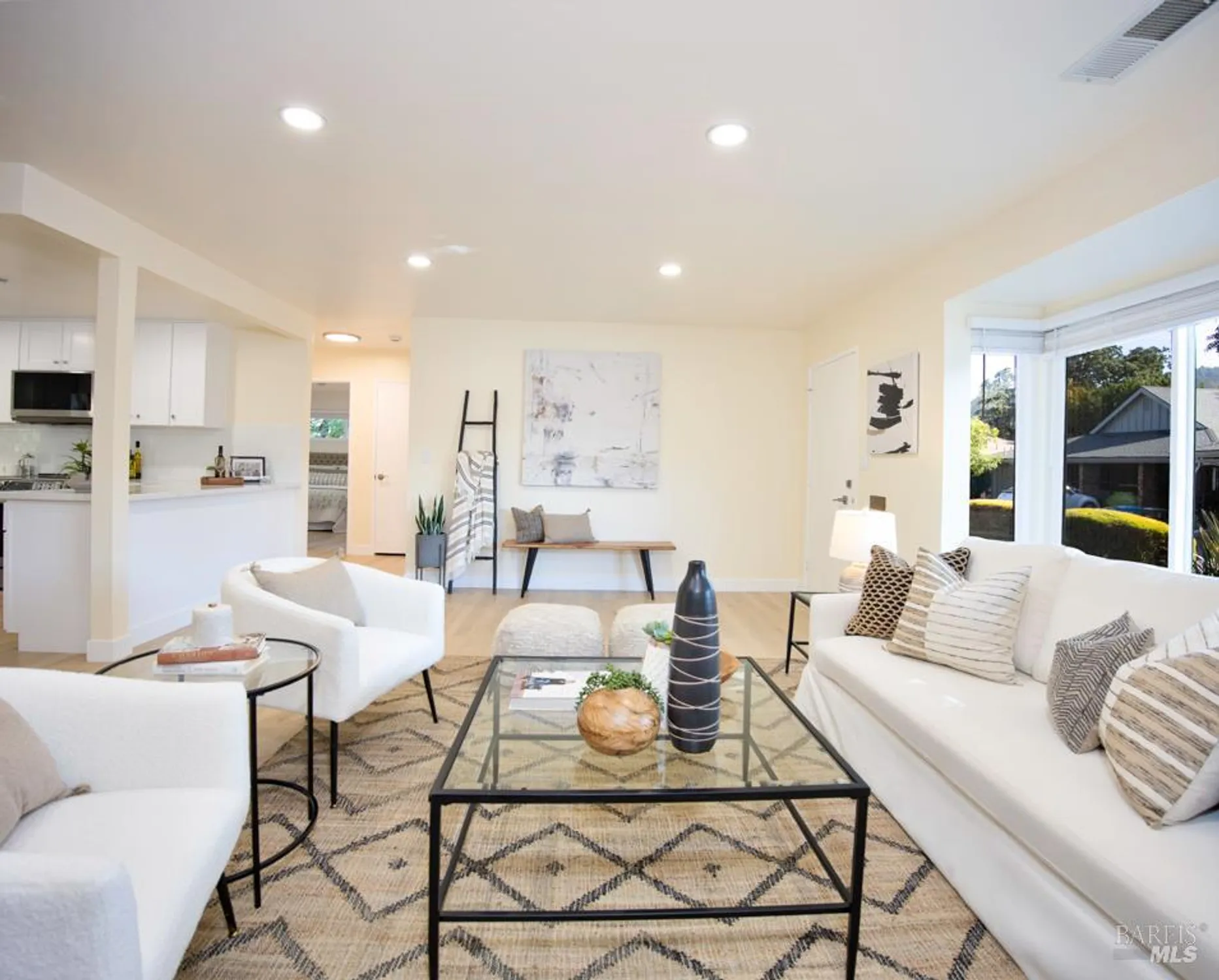 Property Slideshow image 4 of 29 | 4 valley green st, Santa Rosa, CA, 95409