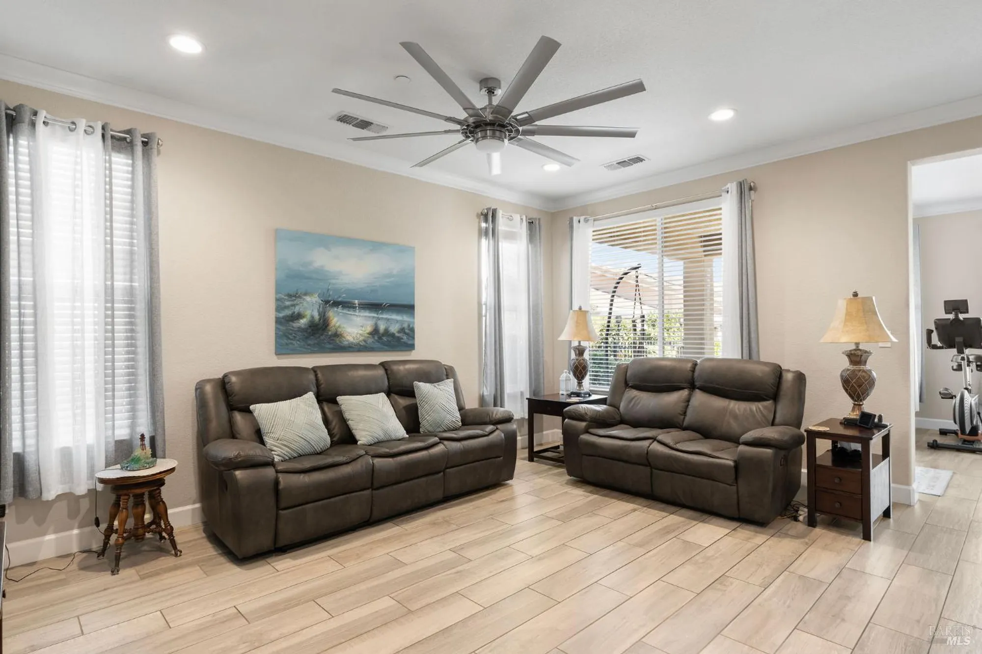 Property Slideshow image 6 of 63 | 590 belvedere dr, Rio Vista, CA, 94571