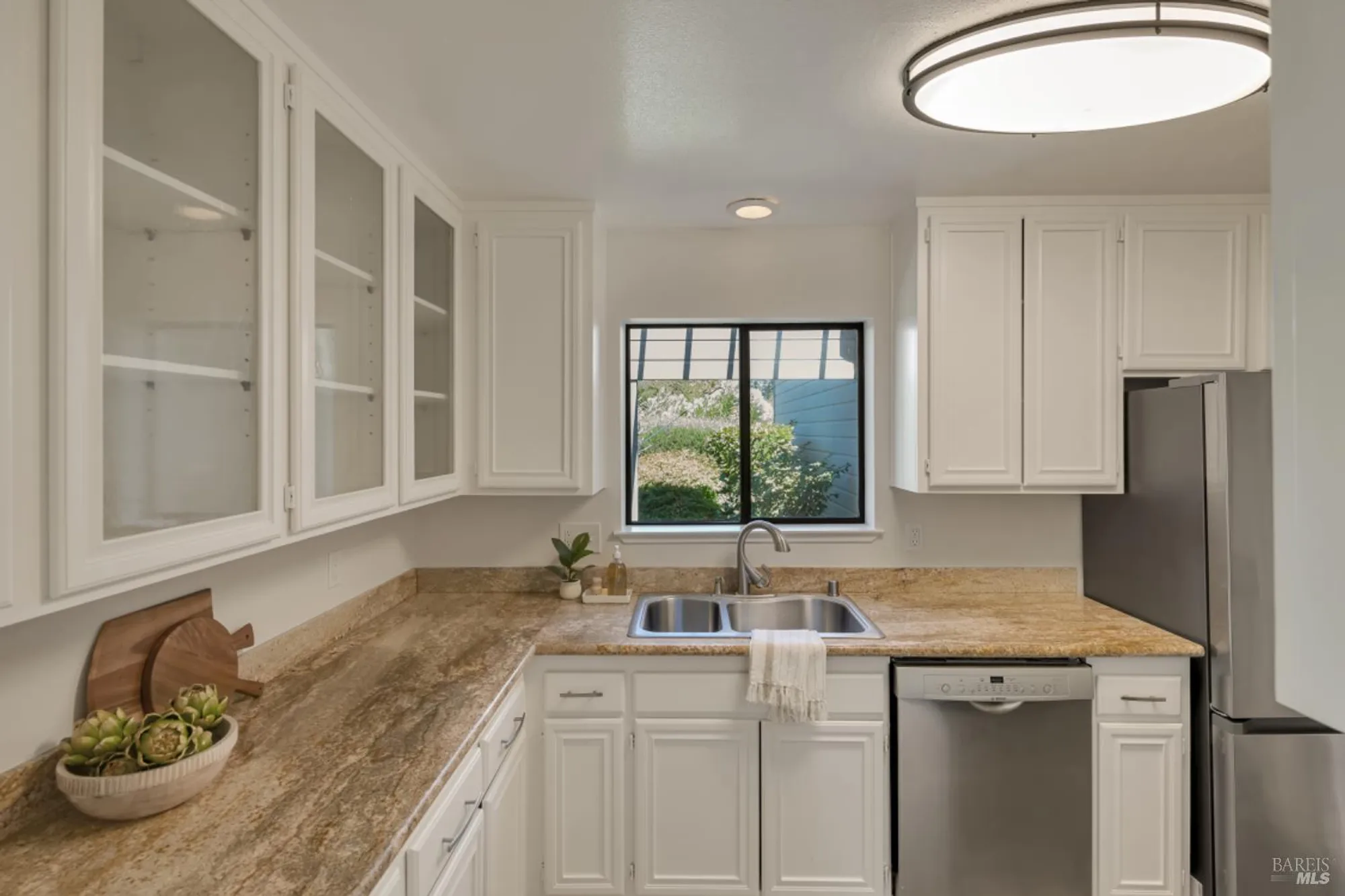 Property Slideshow image 18 of 44 | 20986 via colombard, Sonoma, CA, 95476