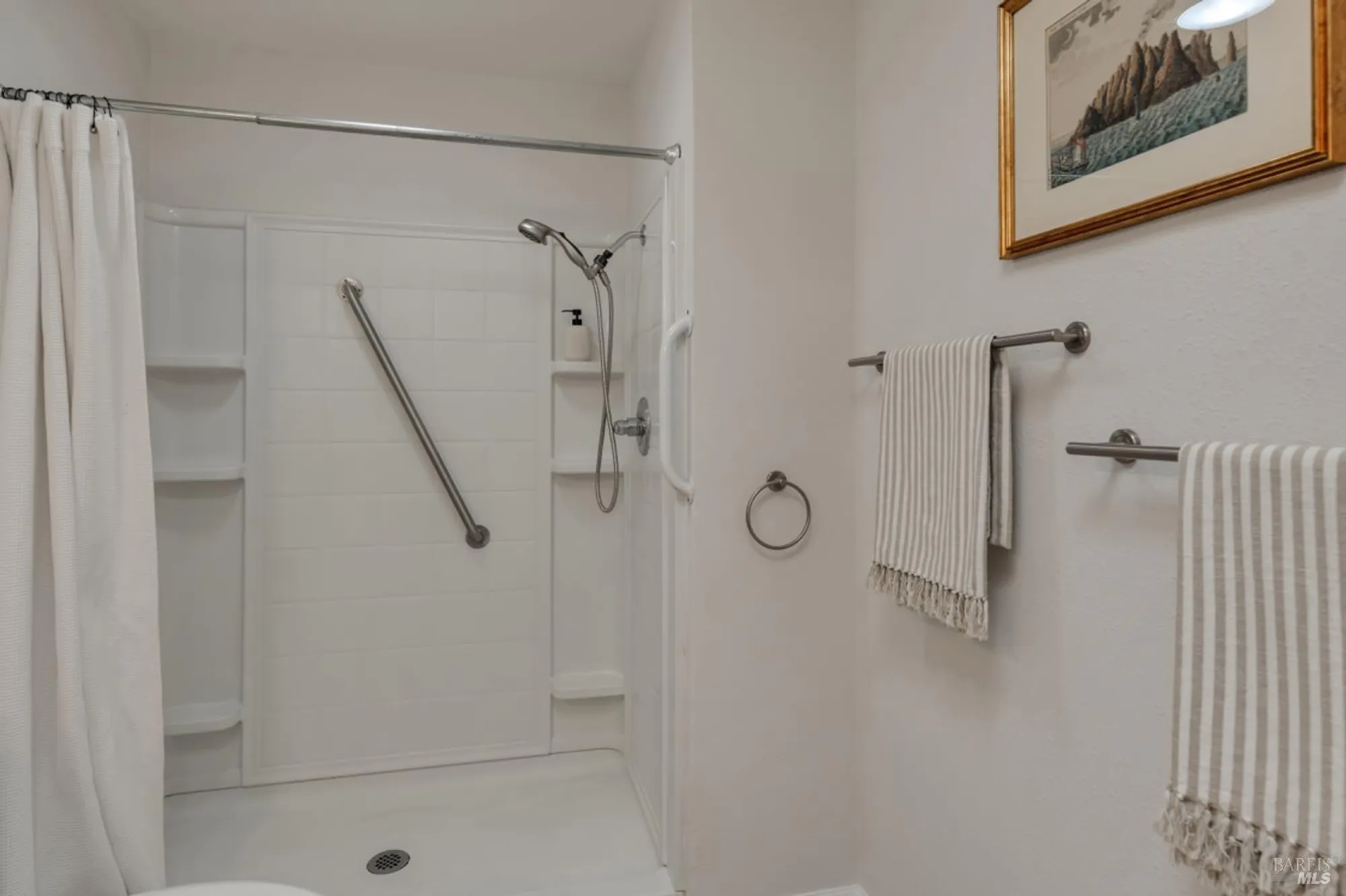 Property Slideshow image 32 of 44 | 20986 via colombard, Sonoma, CA, 95476