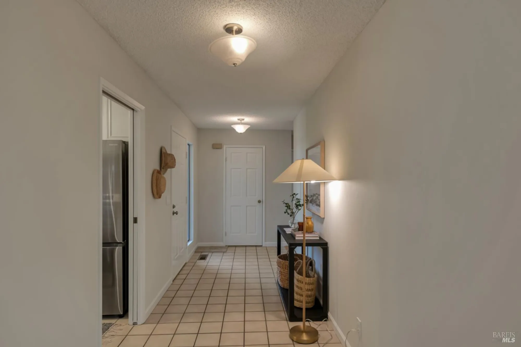 Property Slideshow image 8 of 44 | 20986 via colombard, Sonoma, CA, 95476