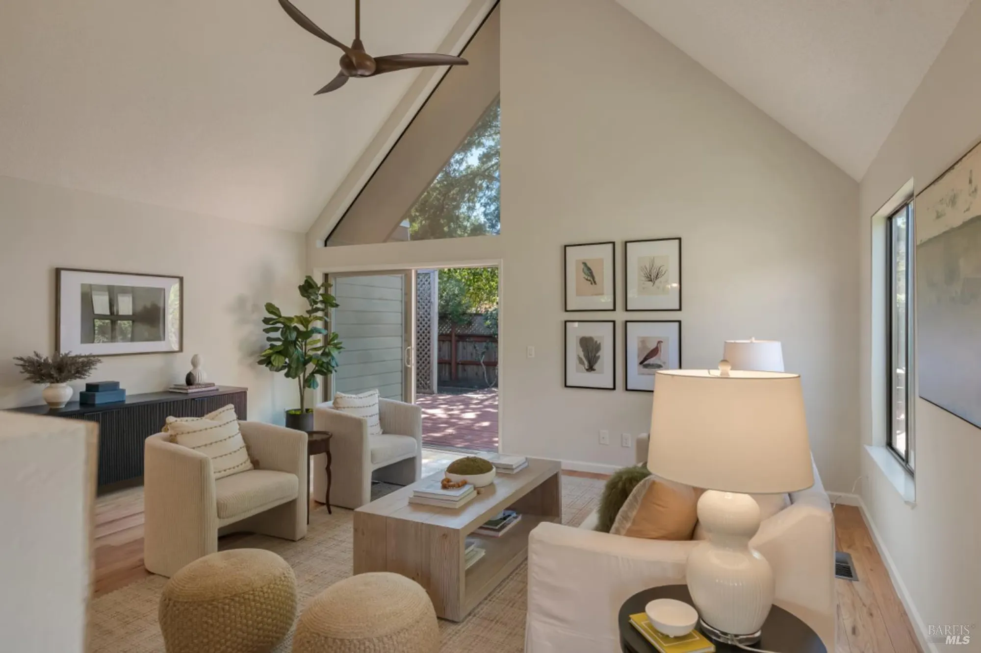 Property Slideshow image 16 of 44 | 20986 via colombard, Sonoma, CA, 95476