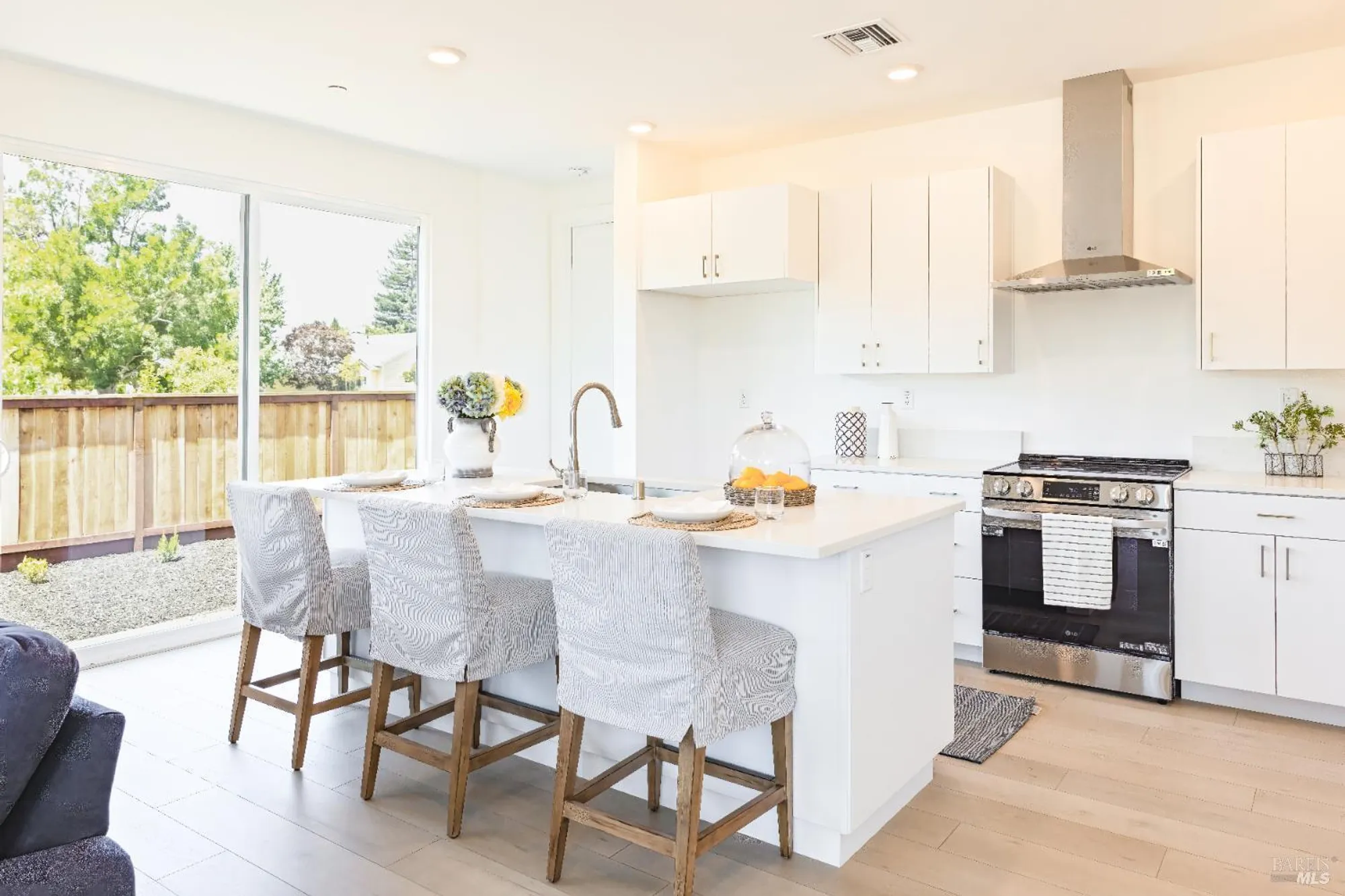 Property Slideshow image 5 of 17 | 6601 stone bridge rd, Santa Rosa, CA, 95409