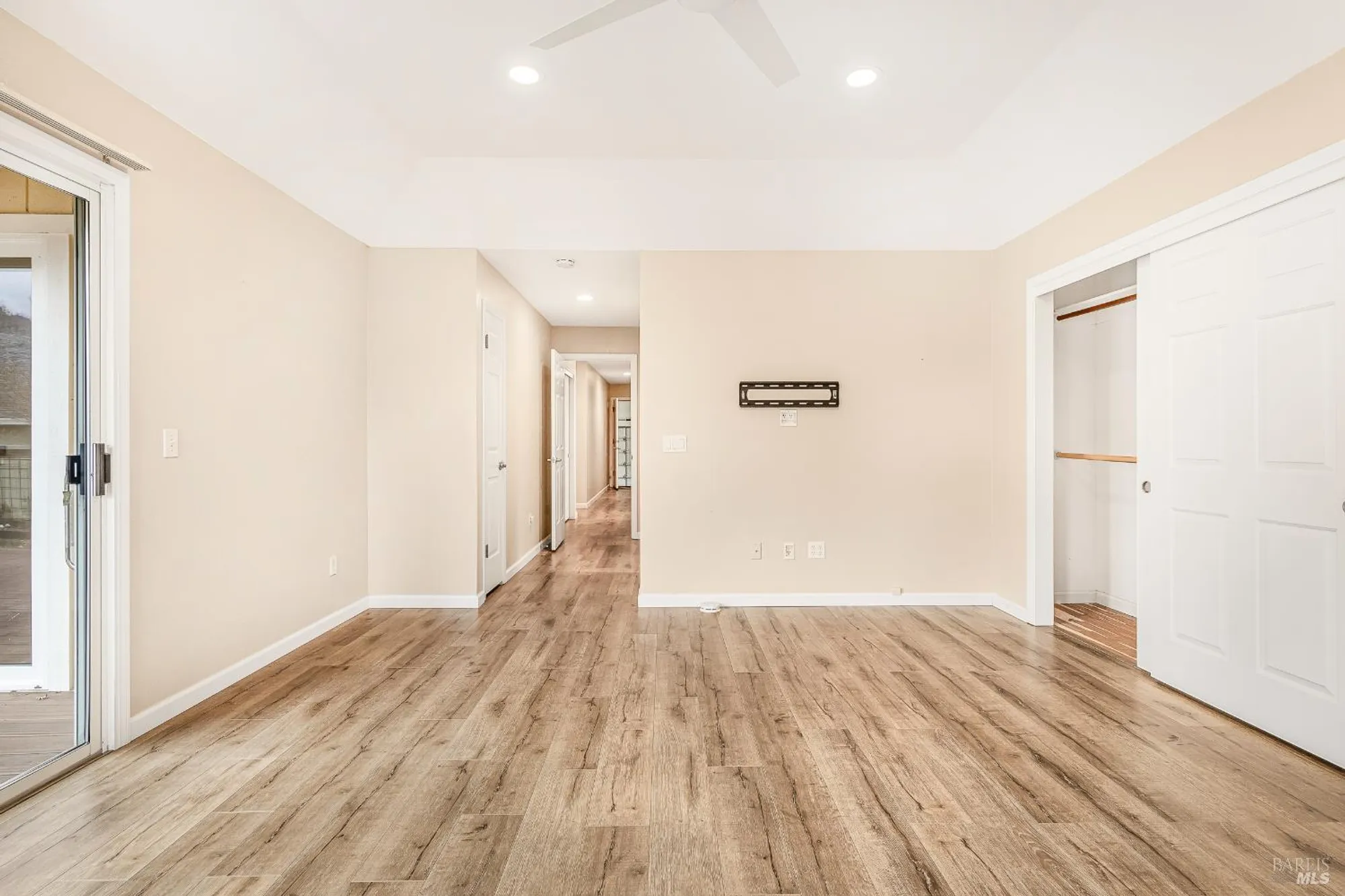 Property Slideshow image 48 of 62 | 8151 oakmont dr, Santa Rosa, CA, 95409