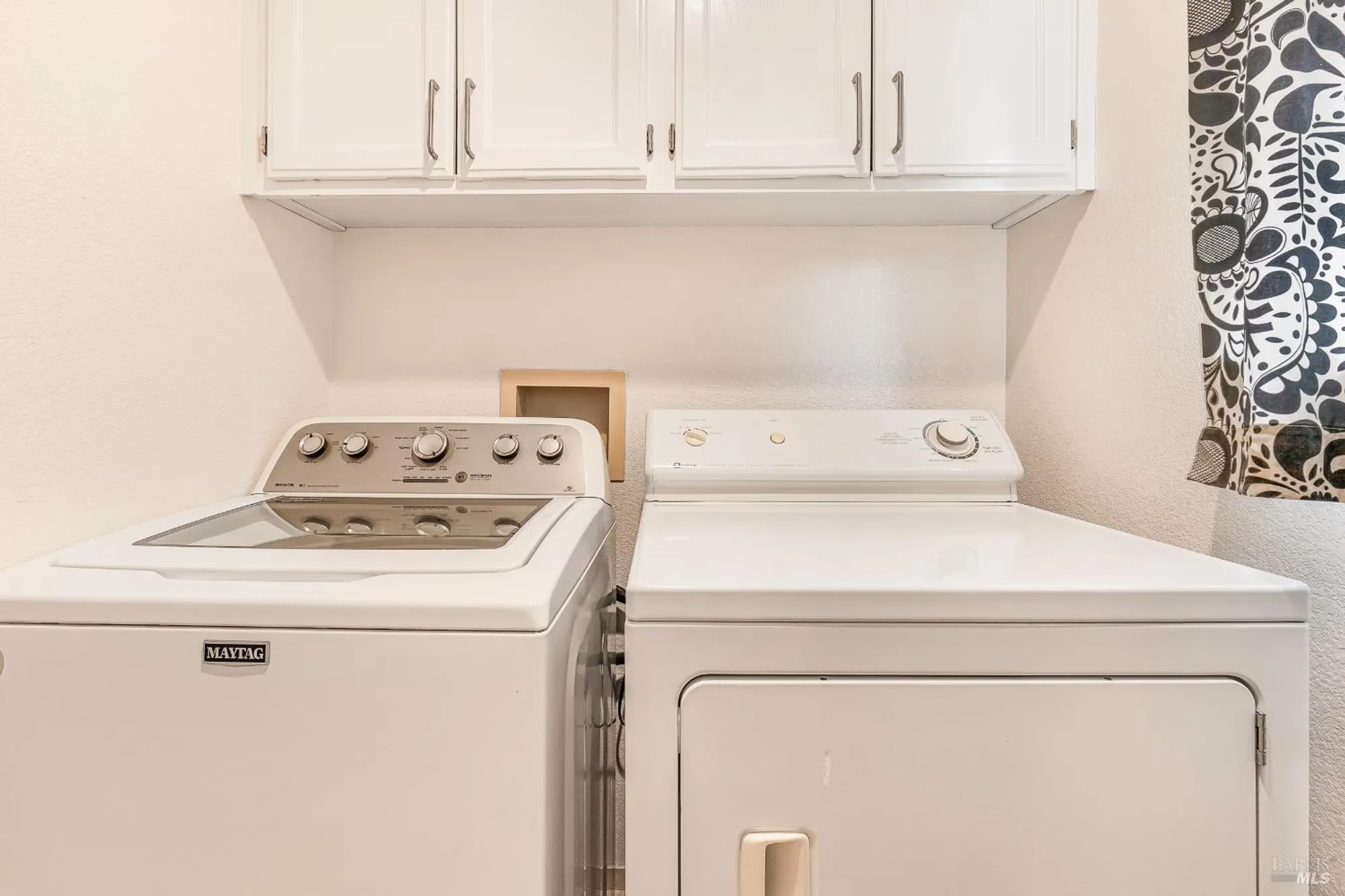 Property Slideshow image 37 of 62 | 8151 oakmont dr, Santa Rosa, CA, 95409