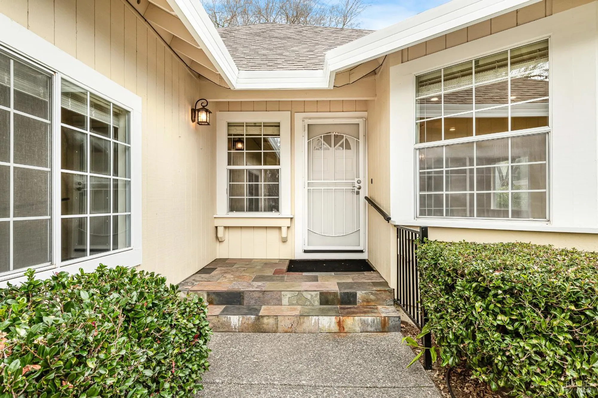 Property Slideshow image 10 of 62 | 8151 oakmont dr, Santa Rosa, CA, 95409