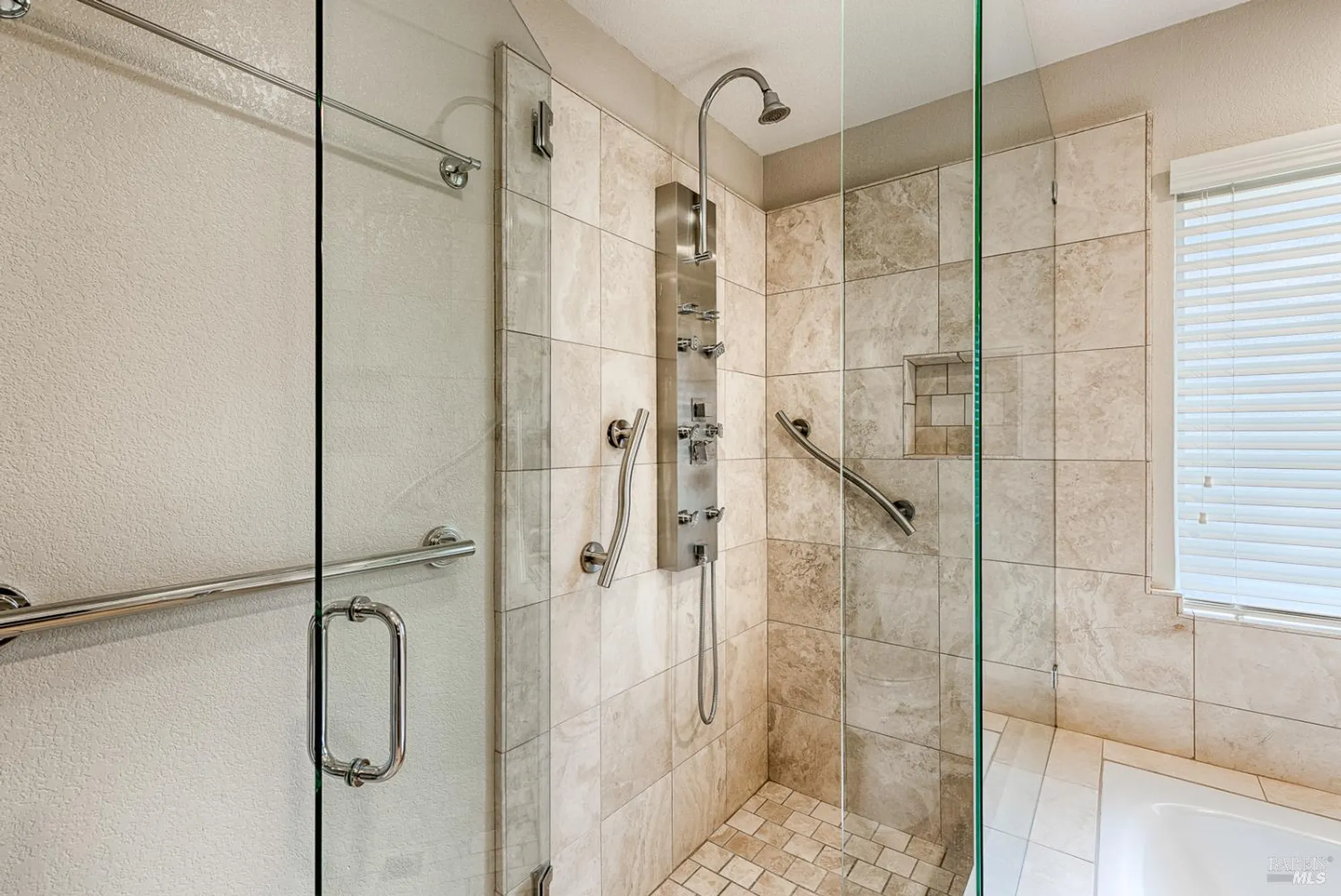 Property Slideshow image 50 of 62 | 8151 oakmont dr, Santa Rosa, CA, 95409