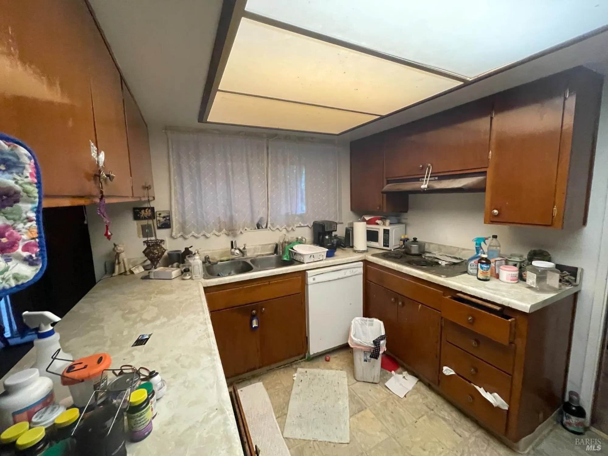 Property Slideshow image 6 of 17 | 154 rainier cir, Vacaville, CA, 95687