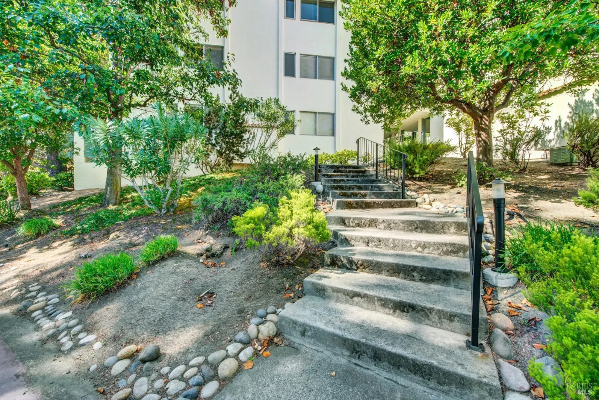 Property Slideshow image 4 of 29 | 1621 ptarmigan dr 3c, Walnut Creek, CA, 94595