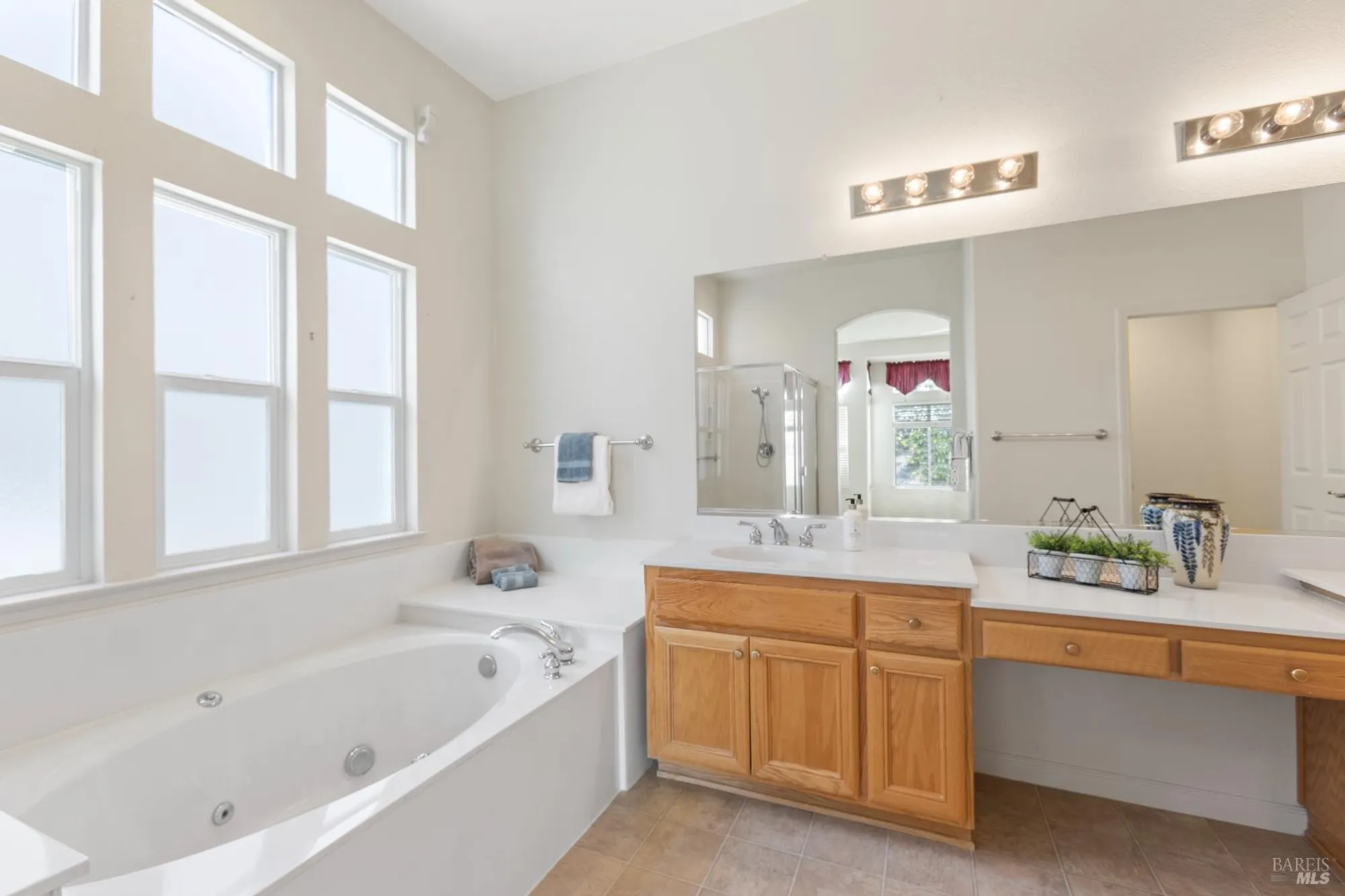 Property Slideshow image 37 of 69 | 319 cedar ridge dr, Rio Vista, CA, 94571