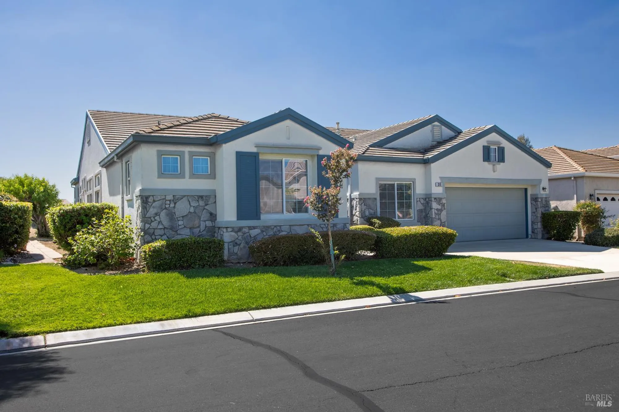 Property Slideshow image 3 of 69 | 319 cedar ridge dr, Rio Vista, CA, 94571