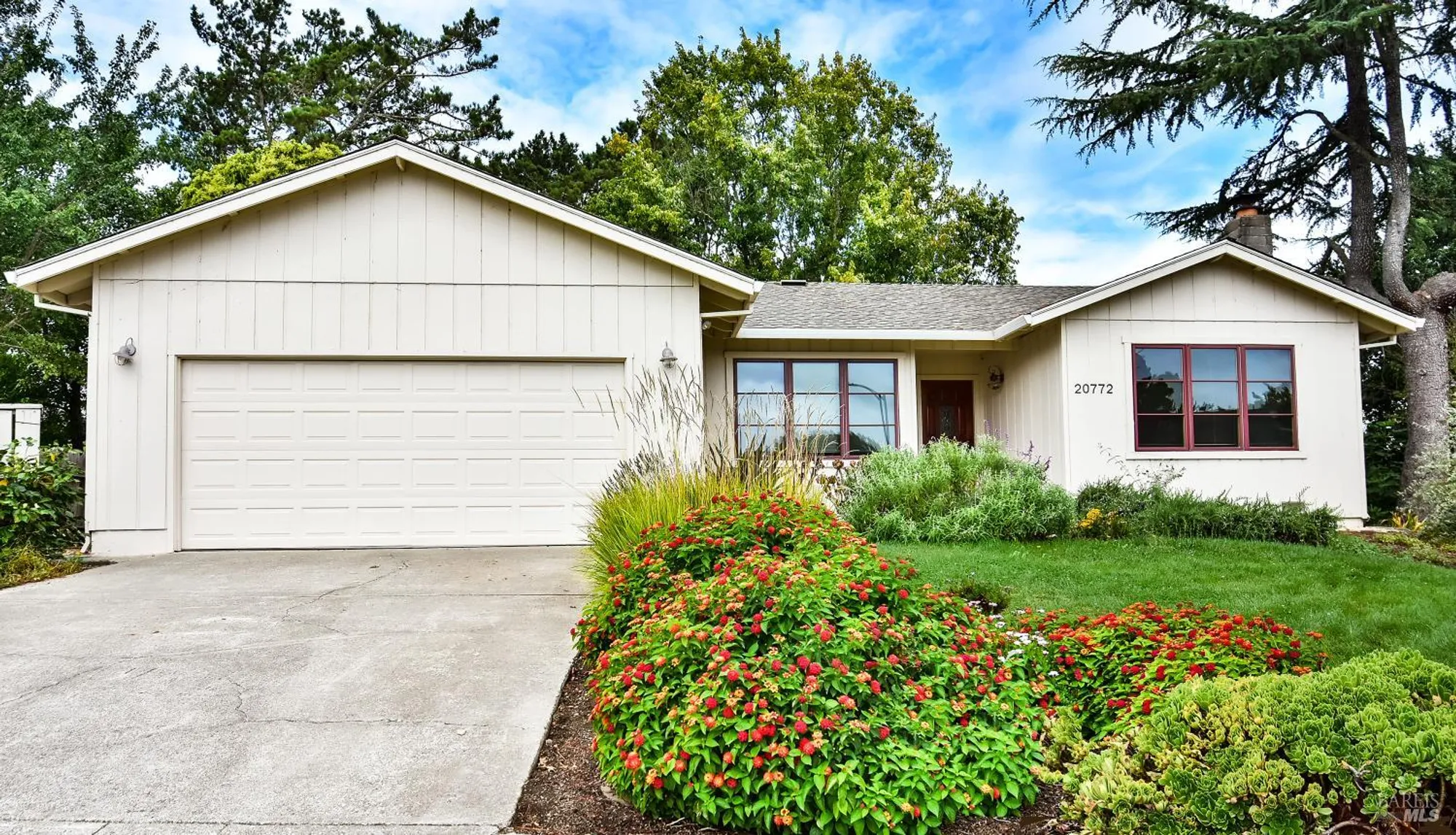 Property Slideshow image 1 of 37 | 20772 temelec dr, Sonoma, CA, 95476
