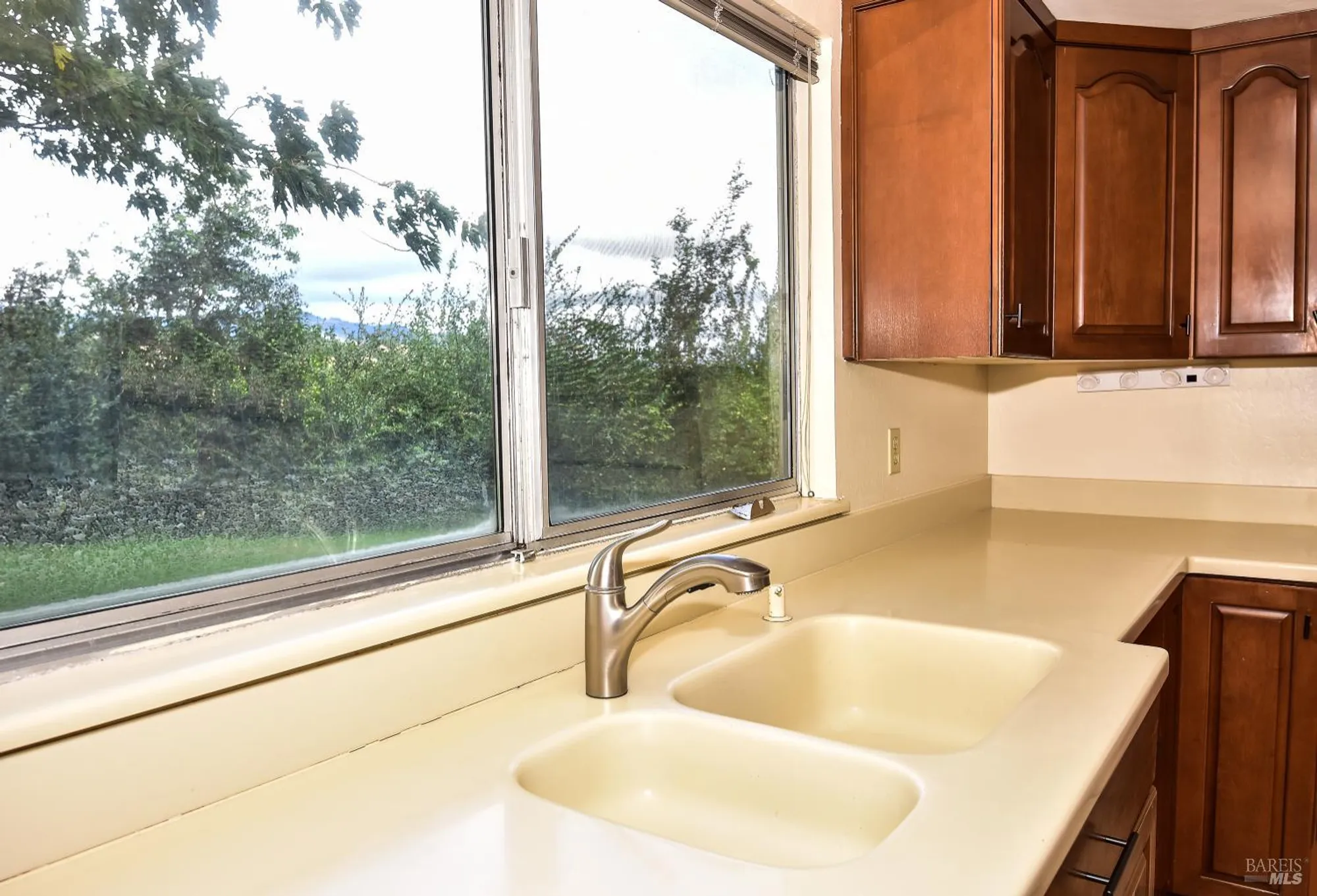 Property Slideshow image 14 of 37 | 20772 temelec dr, Sonoma, CA, 95476