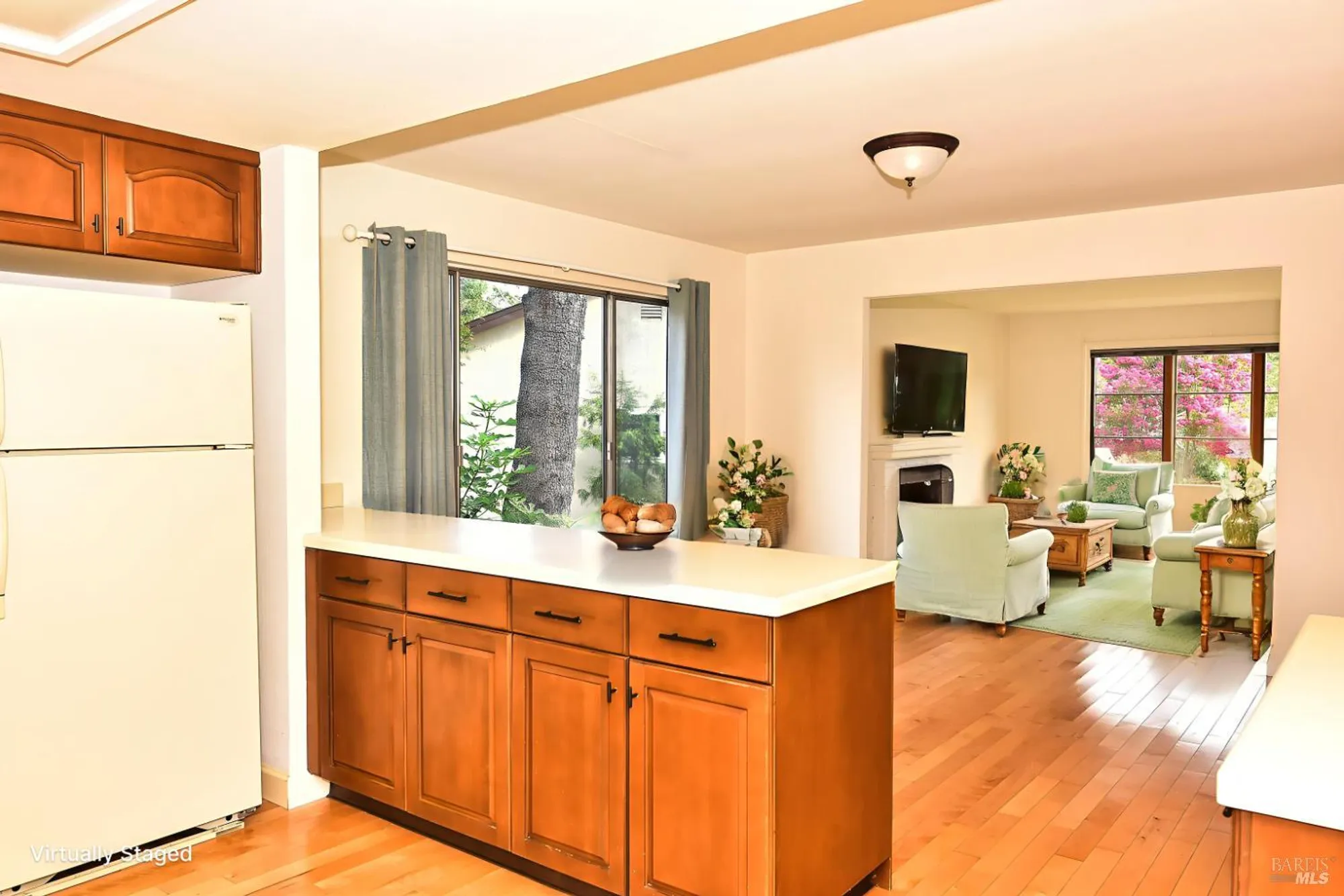 Property Slideshow image 12 of 37 | 20772 temelec dr, Sonoma, CA, 95476