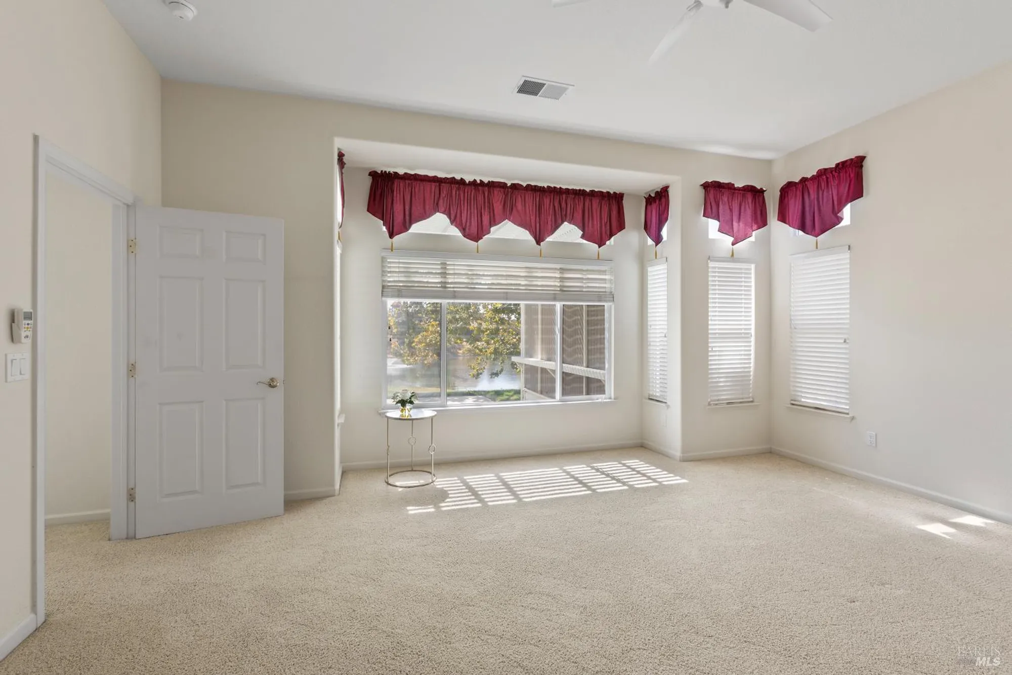 Property Slideshow image 34 of 69 | 319 cedar ridge dr, Rio Vista, CA, 94571