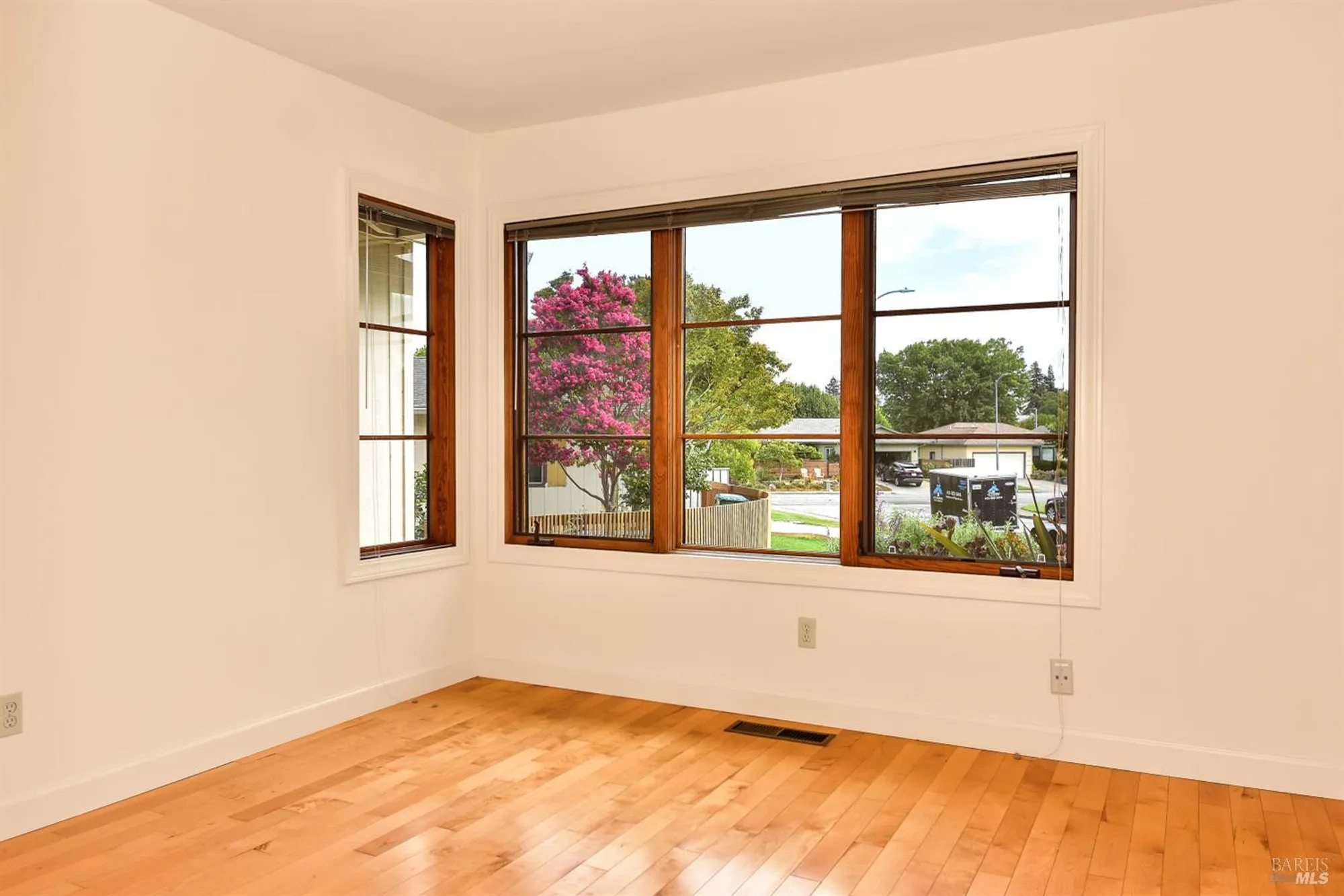 Property Slideshow image 18 of 37 | 20772 temelec dr, Sonoma, CA, 95476