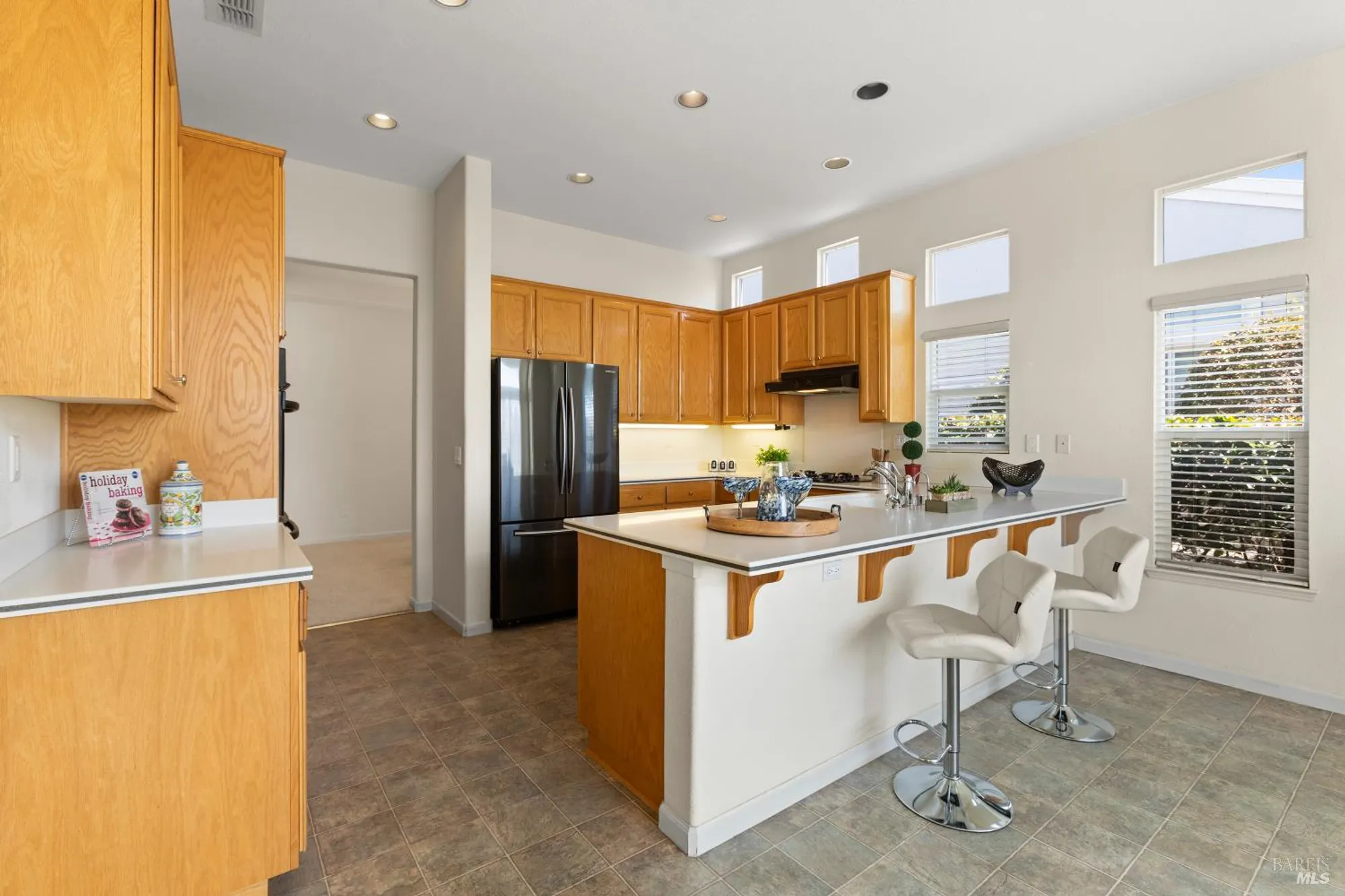 Property Slideshow image 27 of 69 | 319 cedar ridge dr, Rio Vista, CA, 94571