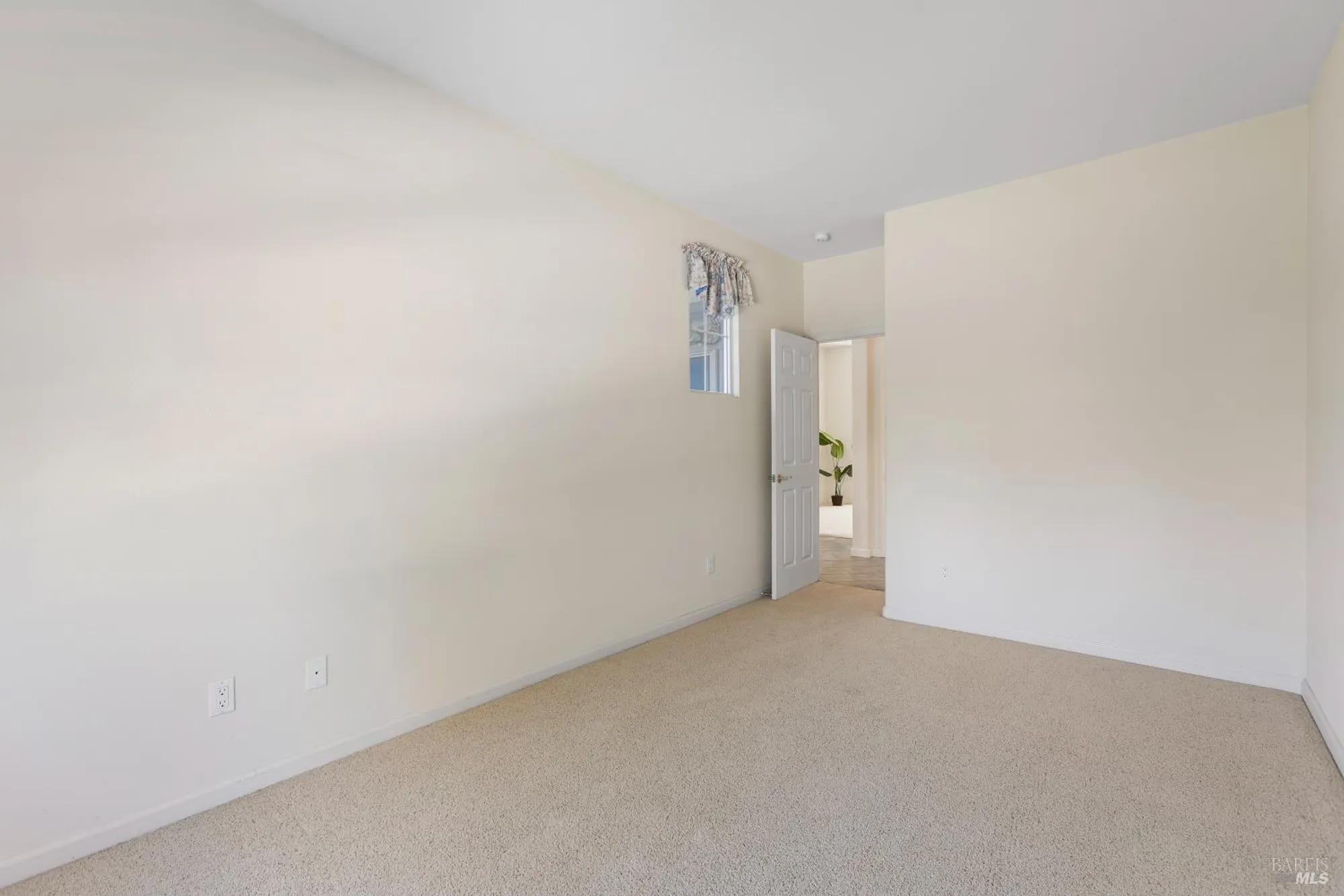 Property Slideshow image 44 of 69 | 319 cedar ridge dr, Rio Vista, CA, 94571