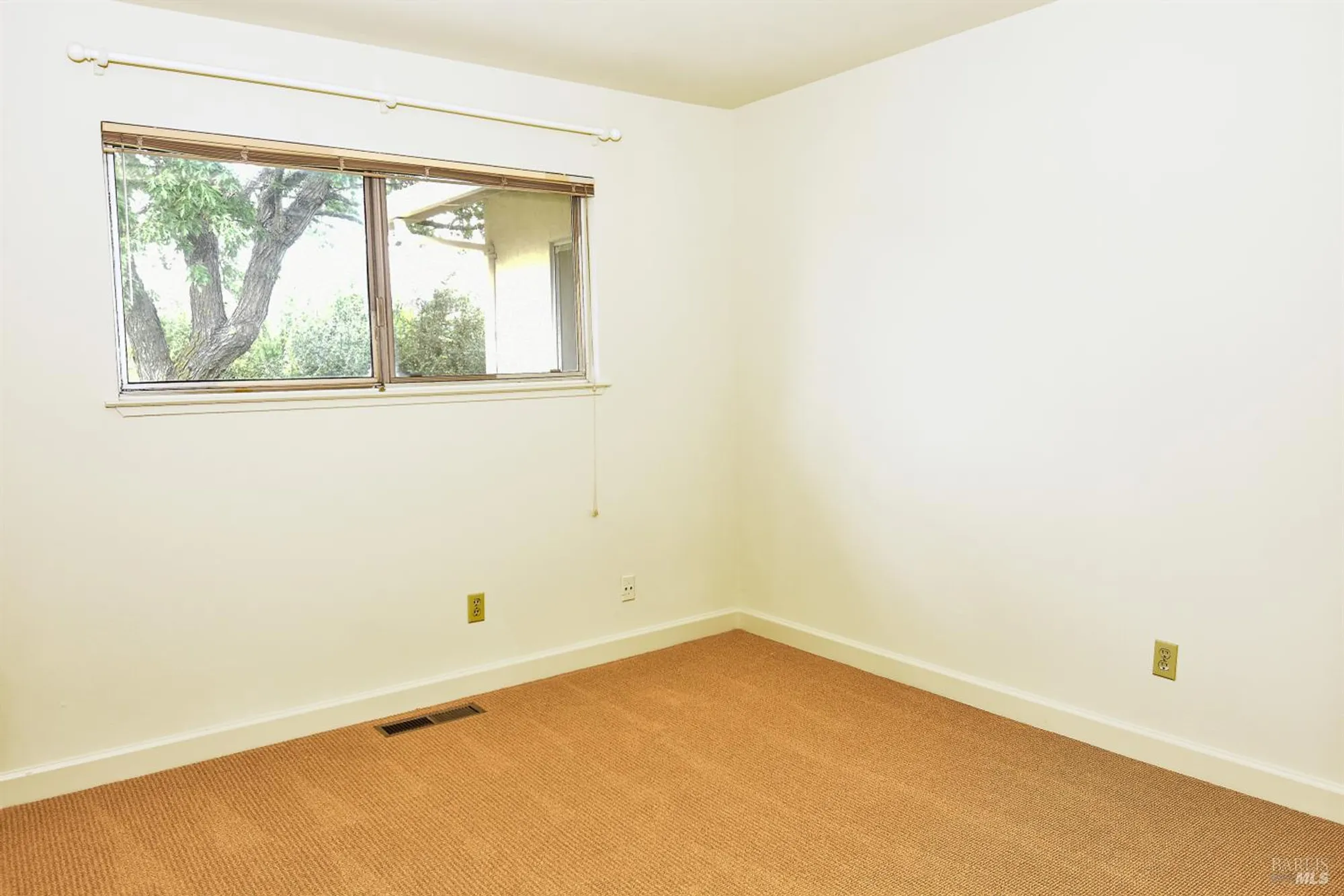 Property Slideshow image 20 of 37 | 20772 temelec dr, Sonoma, CA, 95476