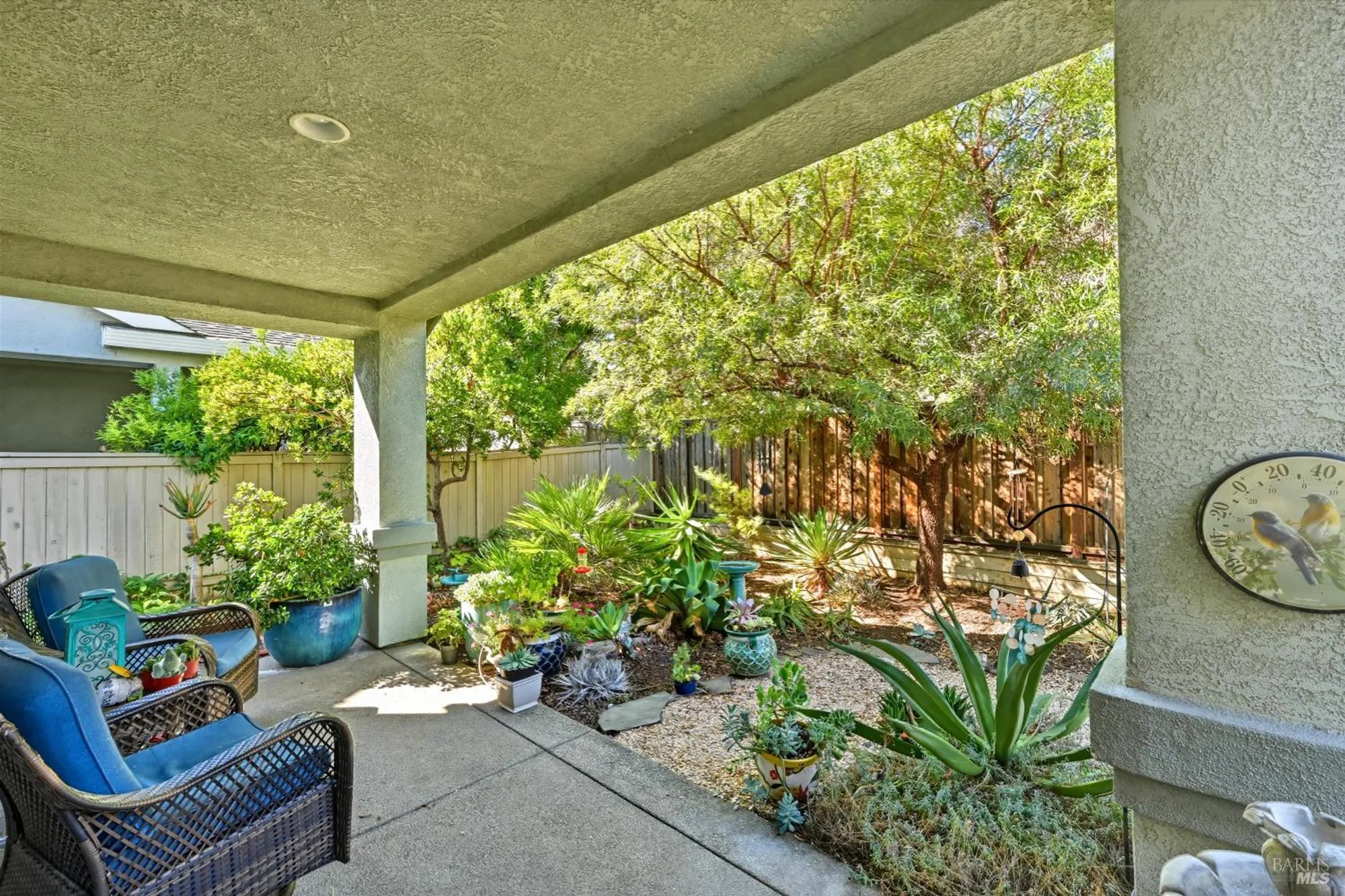Property Slideshow image 21 of 40 | 124 wisteria cir, Cloverdale, CA, 95425