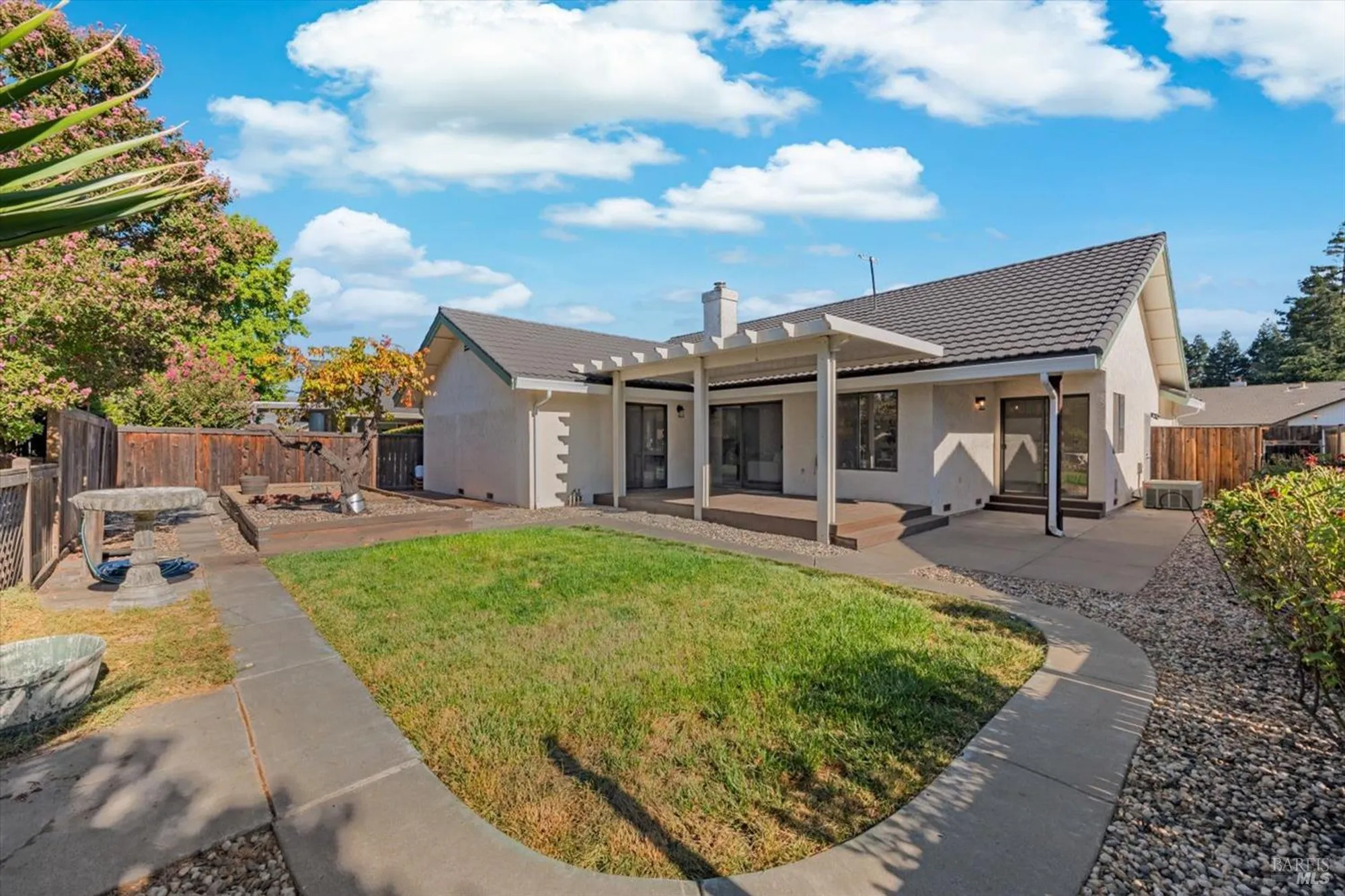 Property Slideshow image 38 of 49 | 107 inyo ct, Vacaville, CA, 95687