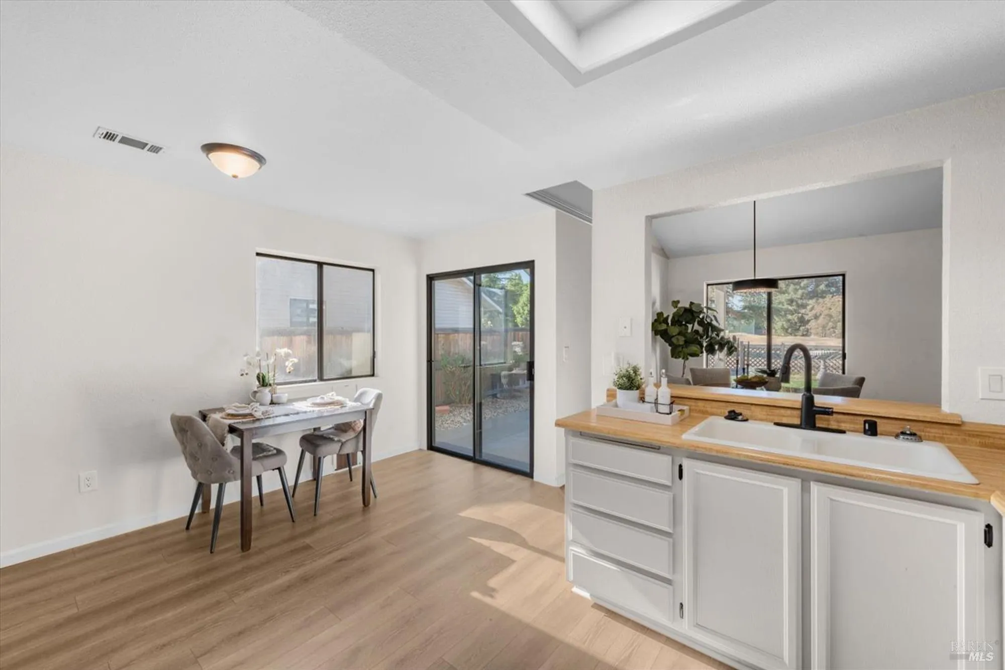 Property Slideshow image 17 of 49 | 107 inyo ct, Vacaville, CA, 95687