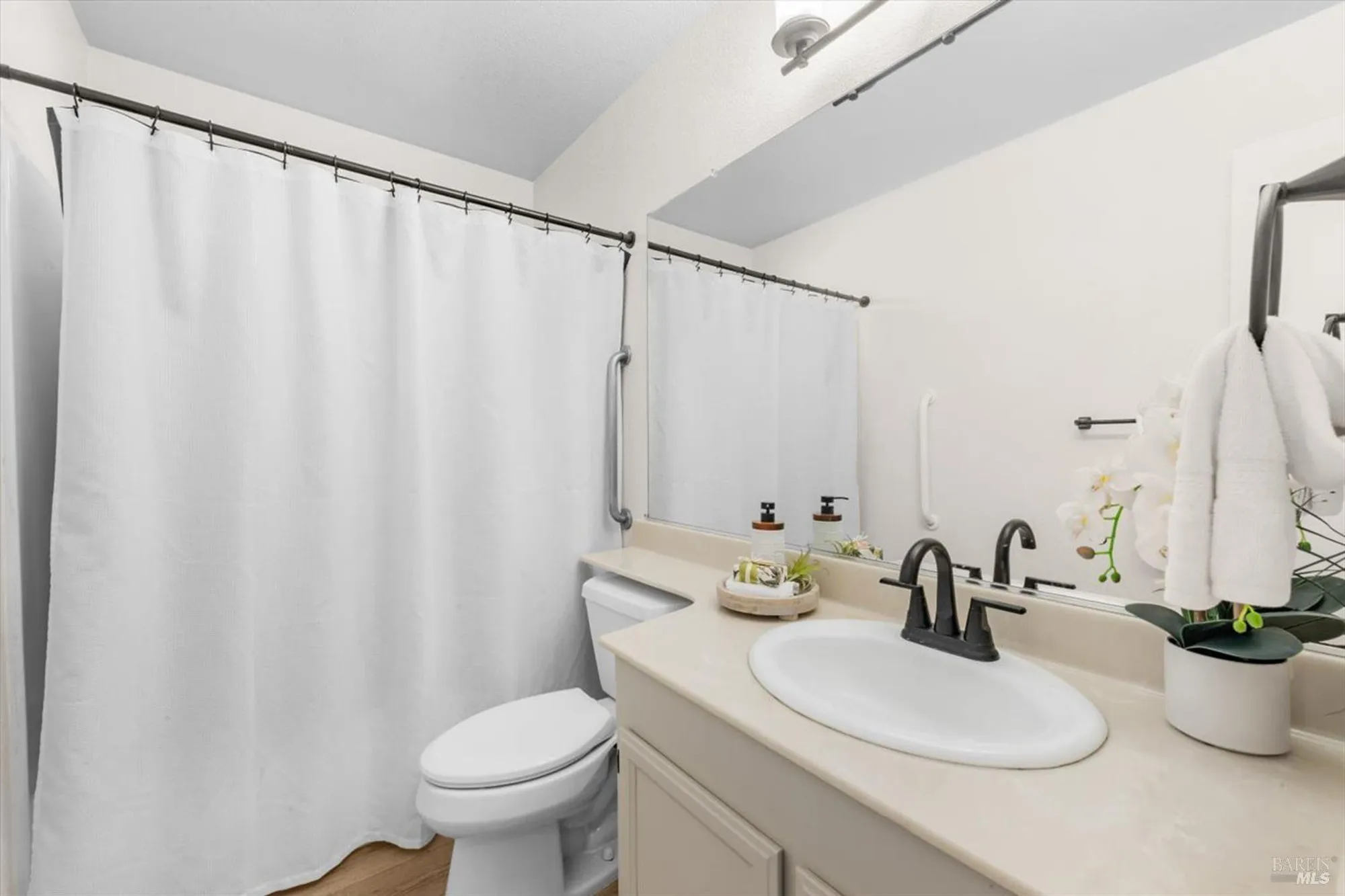 Property Slideshow image 28 of 49 | 107 inyo ct, Vacaville, CA, 95687