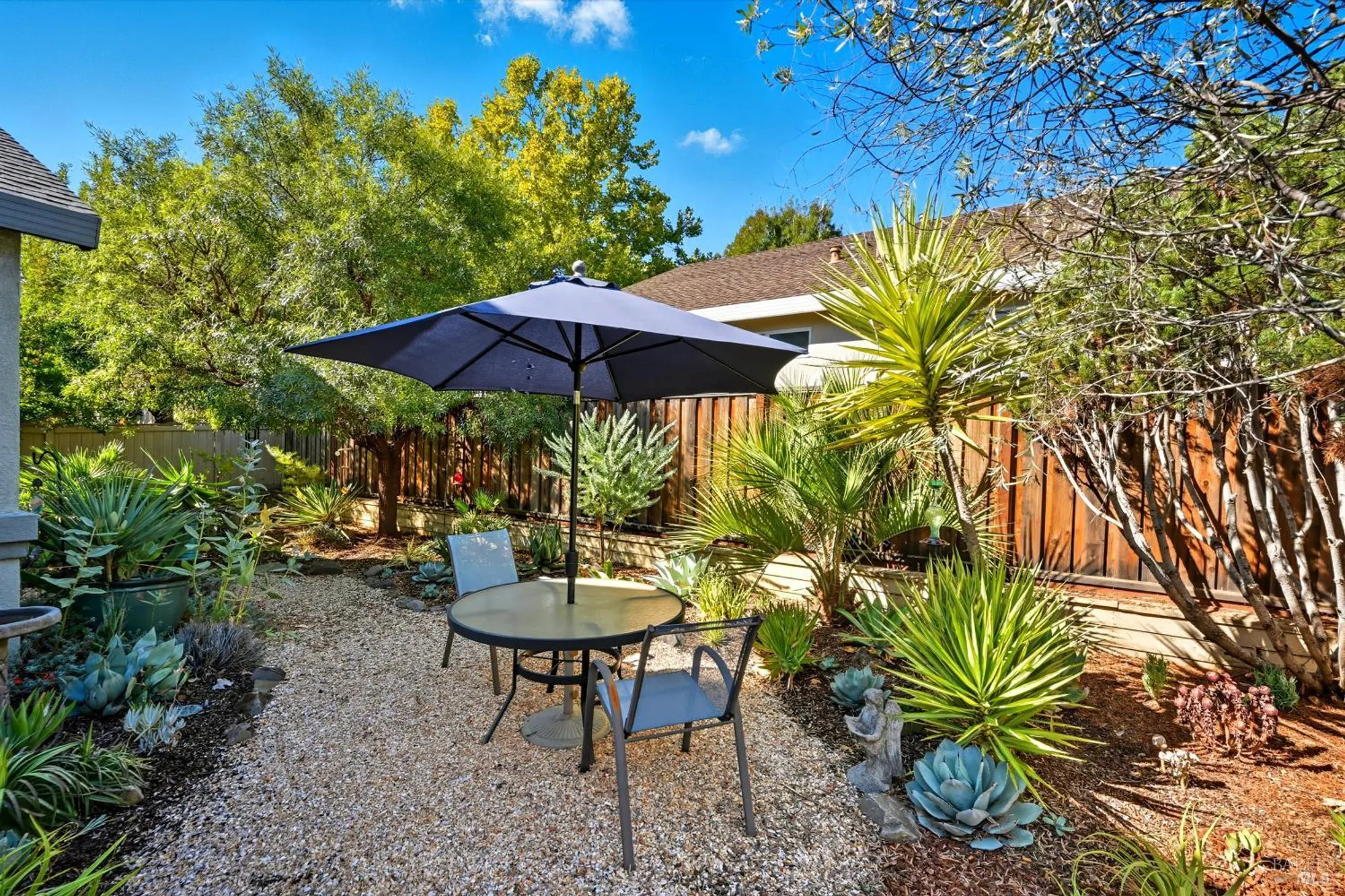 Property Slideshow image 23 of 40 | 124 wisteria cir, Cloverdale, CA, 95425