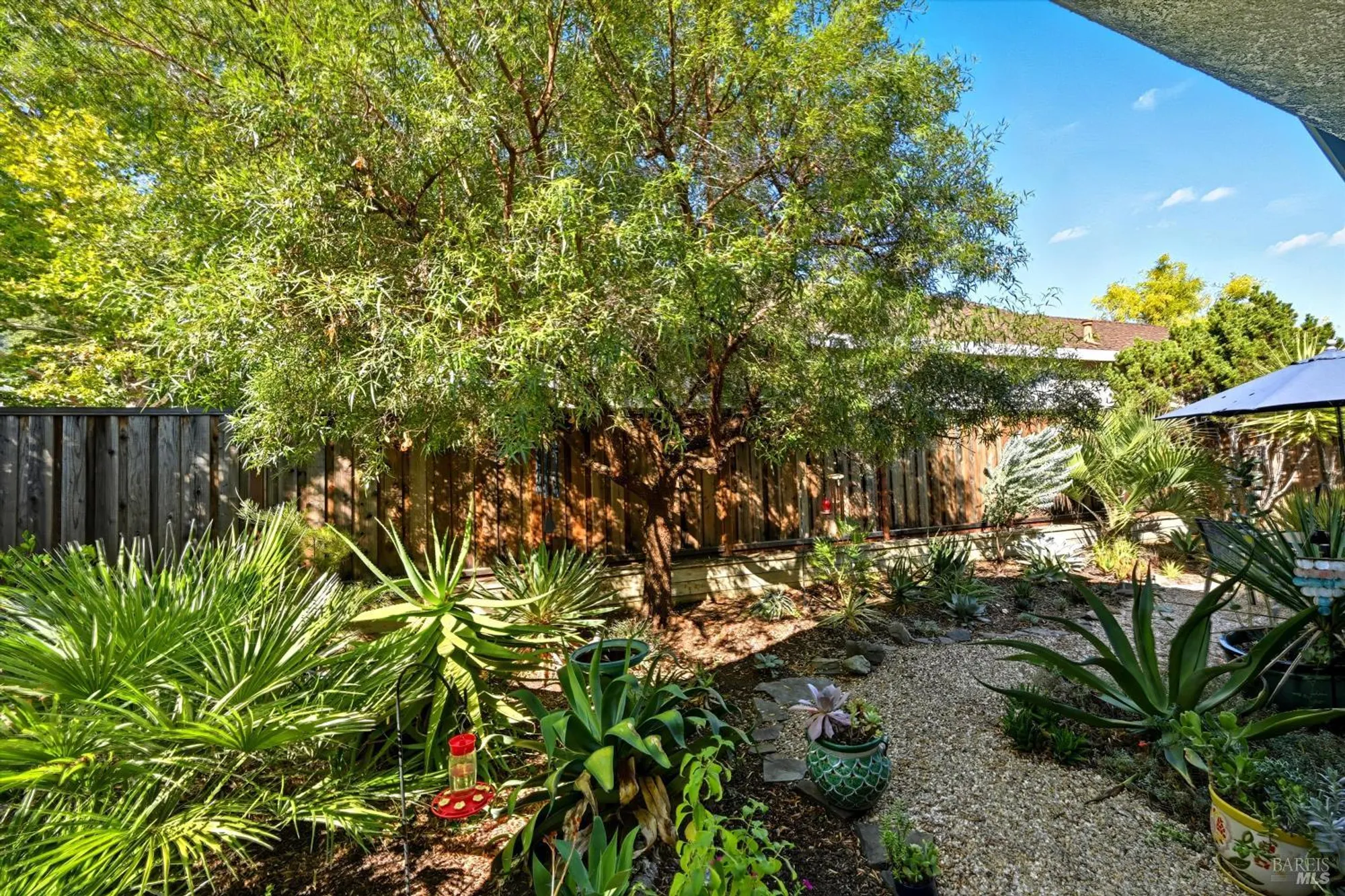 Property Slideshow image 24 of 40 | 124 wisteria cir, Cloverdale, CA, 95425