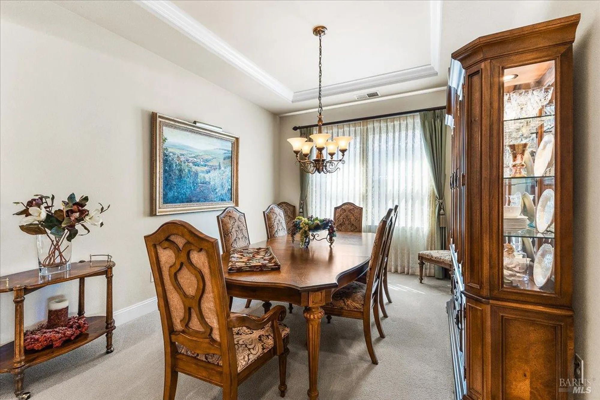 Property Slideshow image 17 of 44 | 9229 oak trail cir, Santa Rosa, CA, 95409