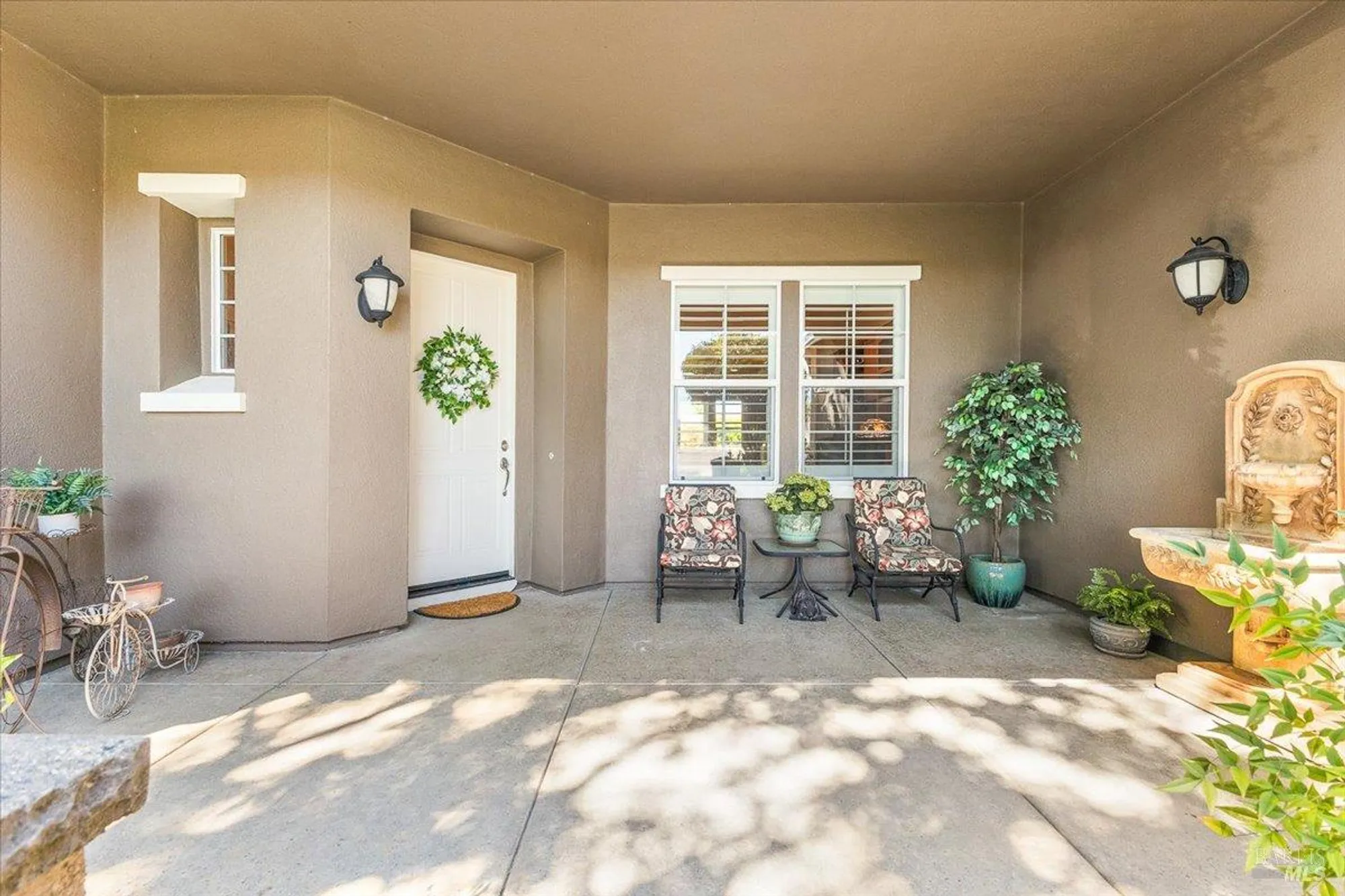 Property Slideshow image 7 of 44 | 9229 oak trail cir, Santa Rosa, CA, 95409