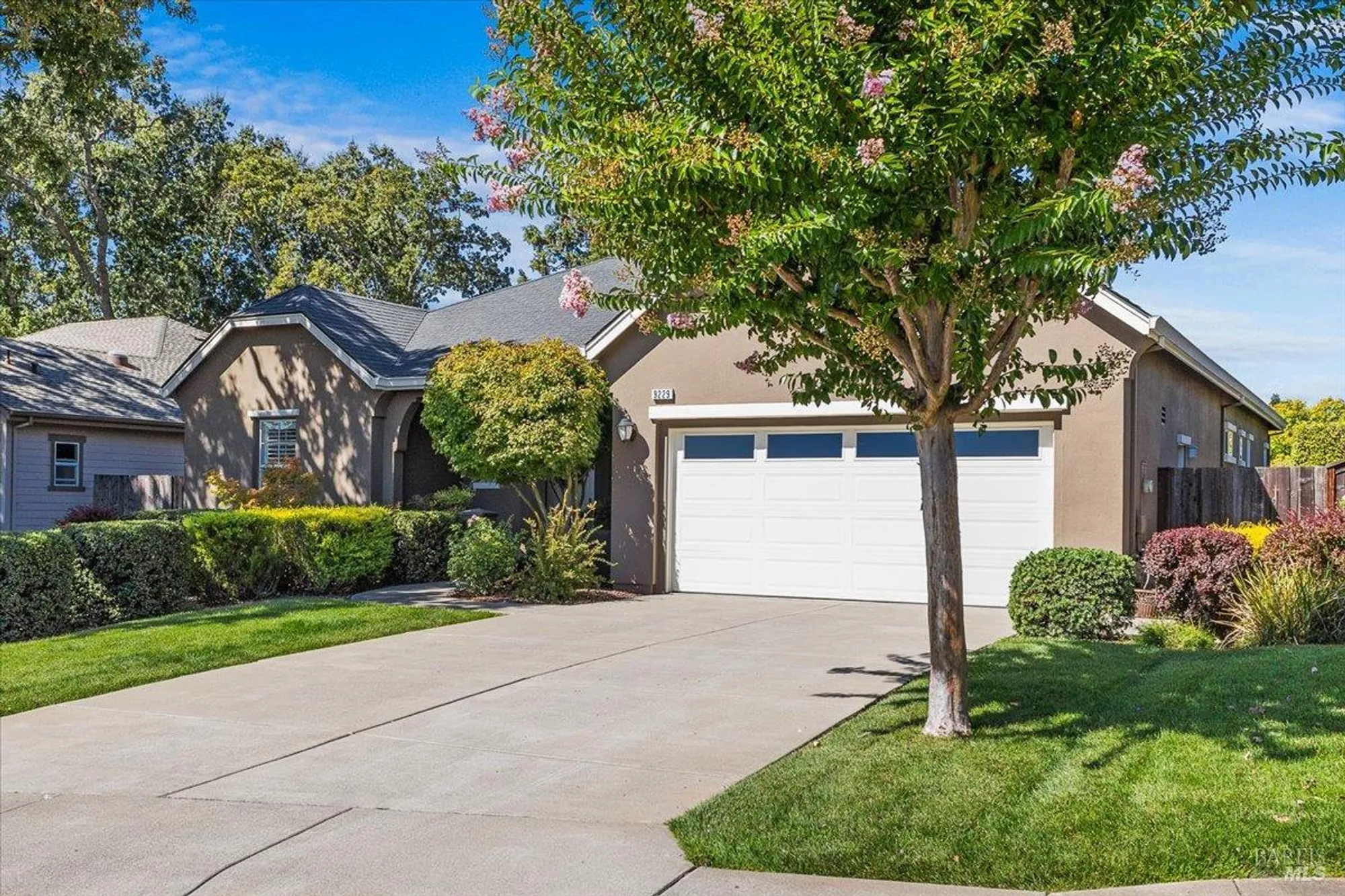 Property Slideshow image 6 of 44 | 9229 oak trail cir, Santa Rosa, CA, 95409